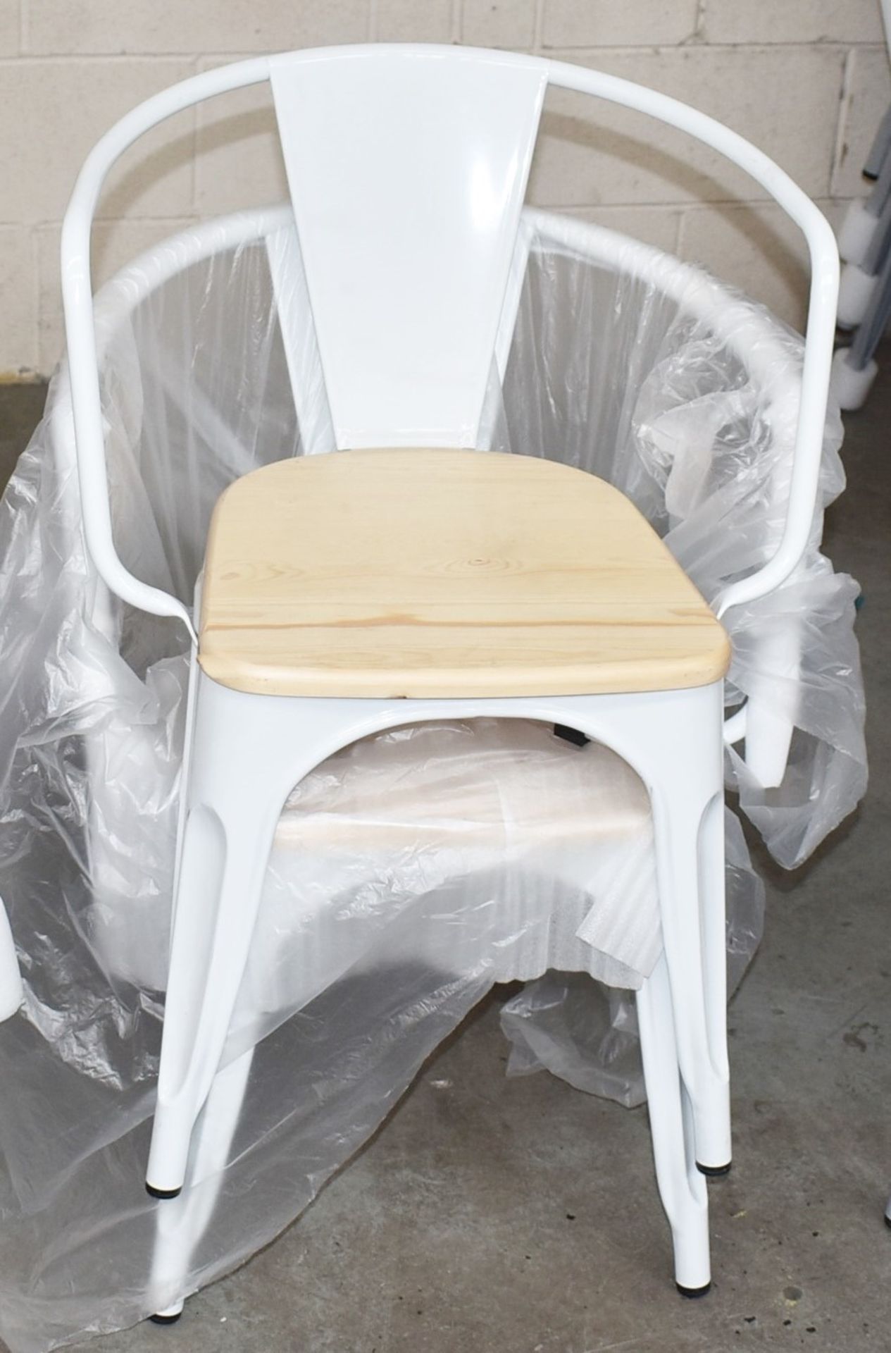 4 x Industrial Tolix Style Stackable Chairs With Armrests and Wooden Seats - Finish: WHITE/PINE - - Image 5 of 5