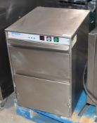 1 x Lamber Newscan NS200 Compact Glasswasher With Stainless Steel Exterior - 240v -Recently