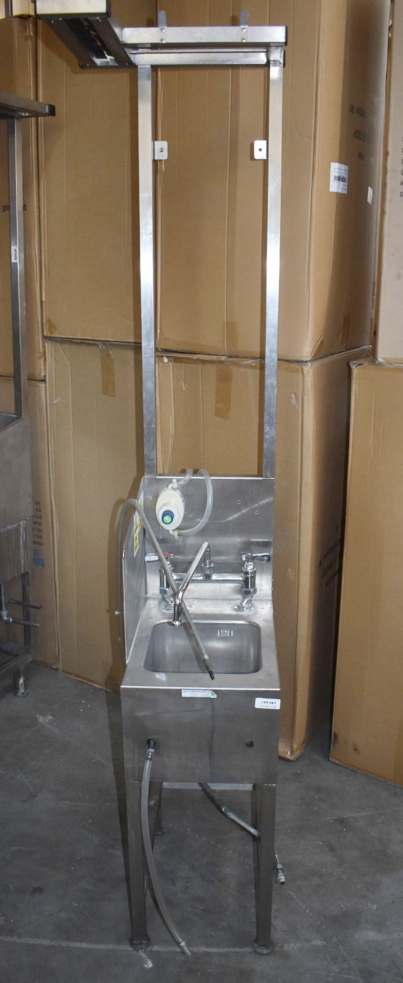 1 x Slim Janitorial Wash Station - Features Wash Bowl, Mop Hanger, Goggle Hook, Detergent Pump & Tap - Image 2 of 5