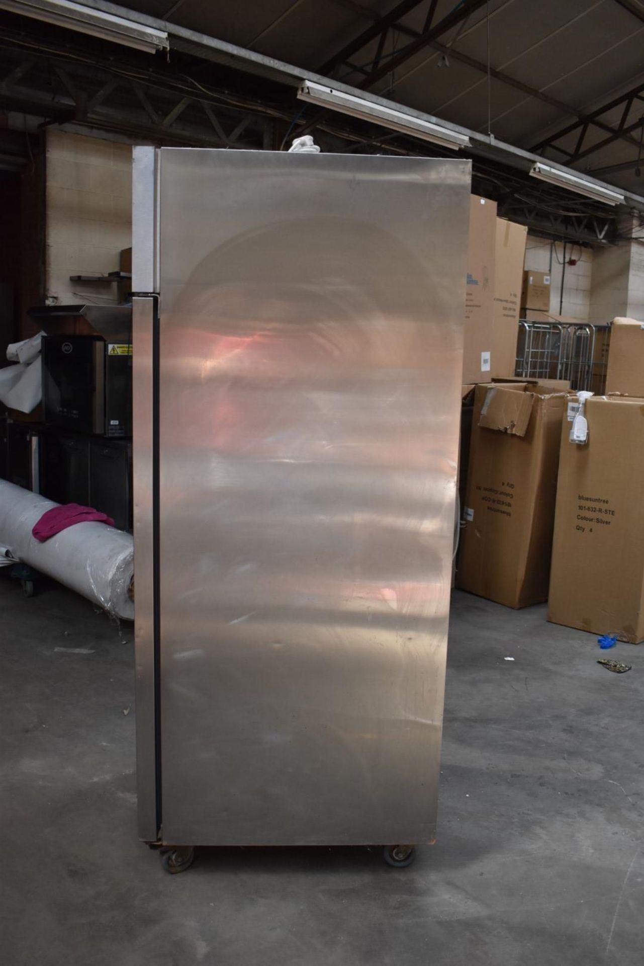 1 x Williams Jade Upright Single Door Refrigerator With Stainless Steel Exterior - Model HJ1TSA - - Image 4 of 11