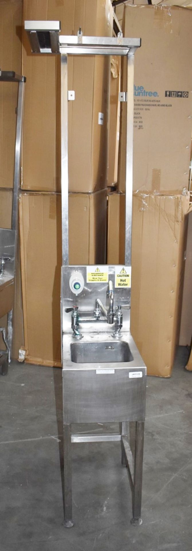 1 x Slim Janitorial Wash Station - Features Wash Bowl, Mop Hanger, Goggle Hook, Detergent Pump & Tap - Image 4 of 5