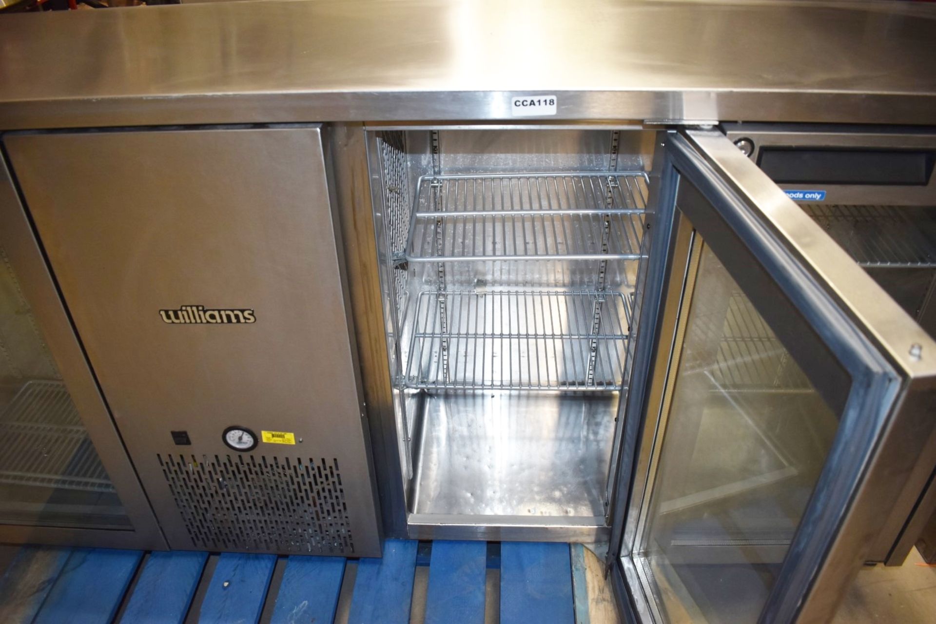 1 x Williams Topaz Four Door Backbar Bottle Cooler With Countertop - Model TBB4GSS - Image 14 of 21