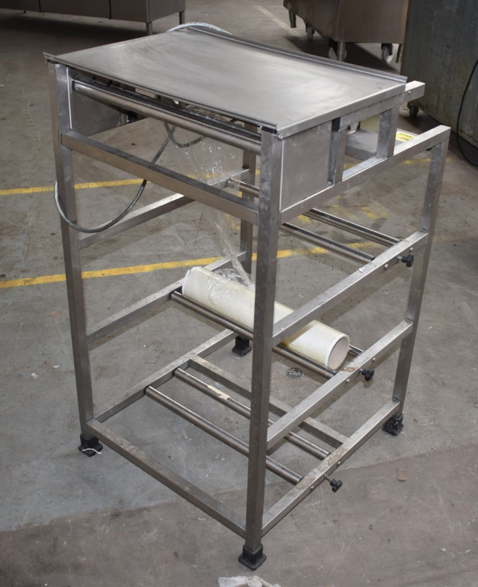 1 x Food Tray Wrapper Unit For Heat Sealed Wrapping - Dimensions: W56 cms - Ref: JXT395 WH4 - - Image 5 of 5