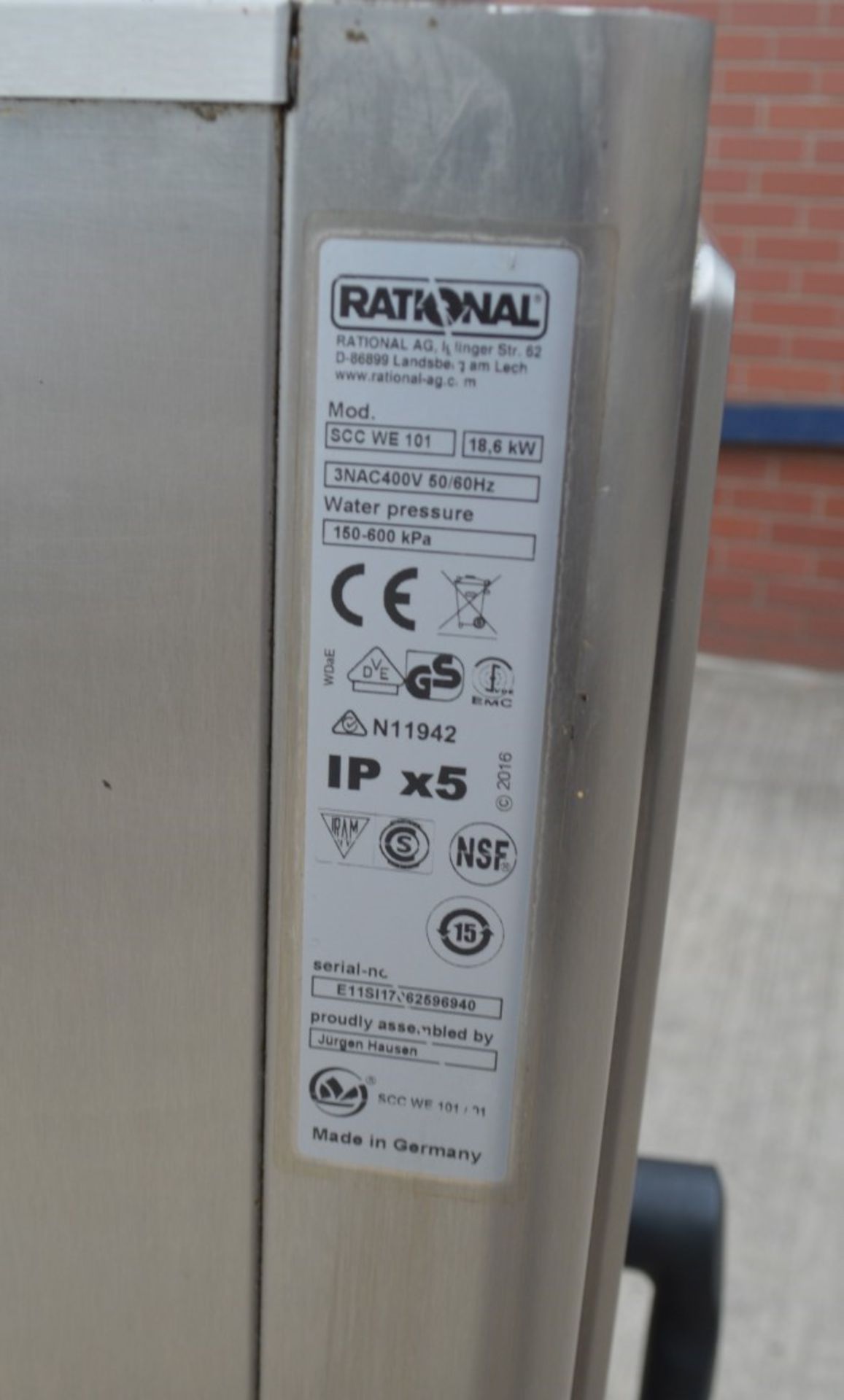 1 x Rational SCC WE 101 Combi Oven - Dimensions: H104 x W85 x D77 cms - Ref 667 WH2 - CL653 - - Image 5 of 12