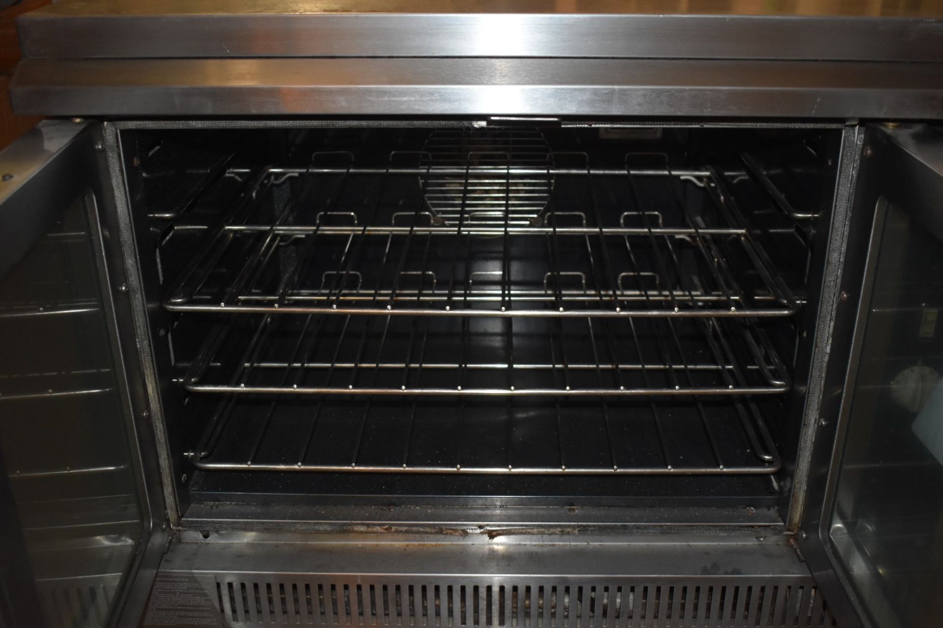 1 x Falcon G1112 Convection Oven - Dimensions: H75 x W90 x D78 cms - 230v / Natural Gas - Image 10 of 10