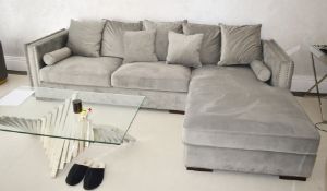 1 x Contemporary Belgium Chaise Longue Grey Velvet Corner Sofa - RRP £4,000 - NO VAT ON THE HAMMER!