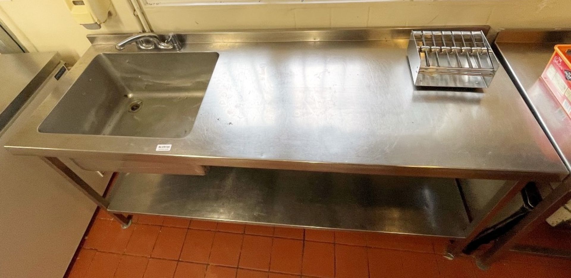 1 x Stainless Steel Commercial Wash Basin Unit With Single Bowl, Mixertaps, Upstands, Undershelf and - Image 4 of 4