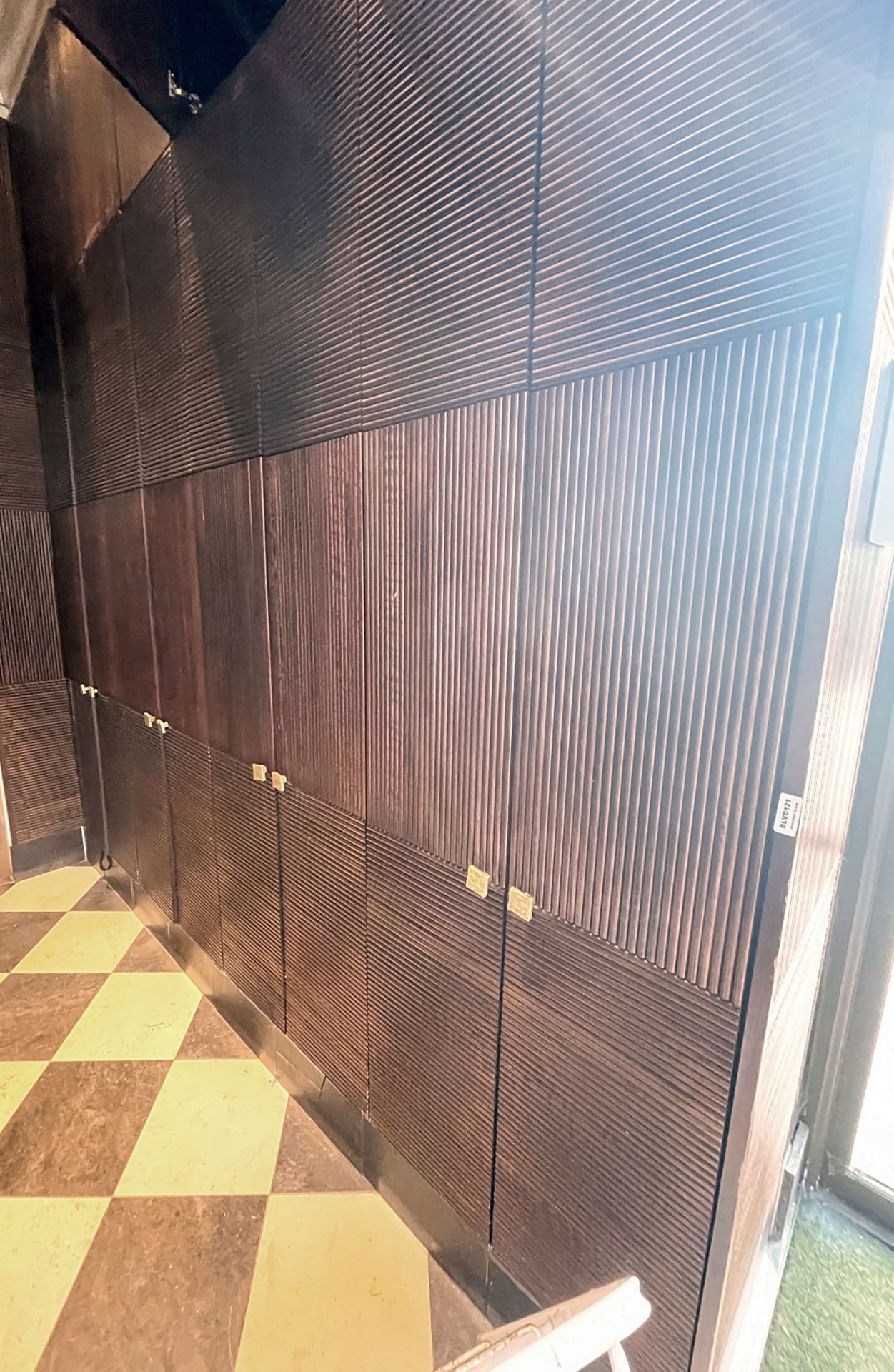 18 x Wooden Ribbed Cabinet Doors In Various Sizes - Ref: BLVD121 - CL649 - Location: London W8 Lot - Image 4 of 6