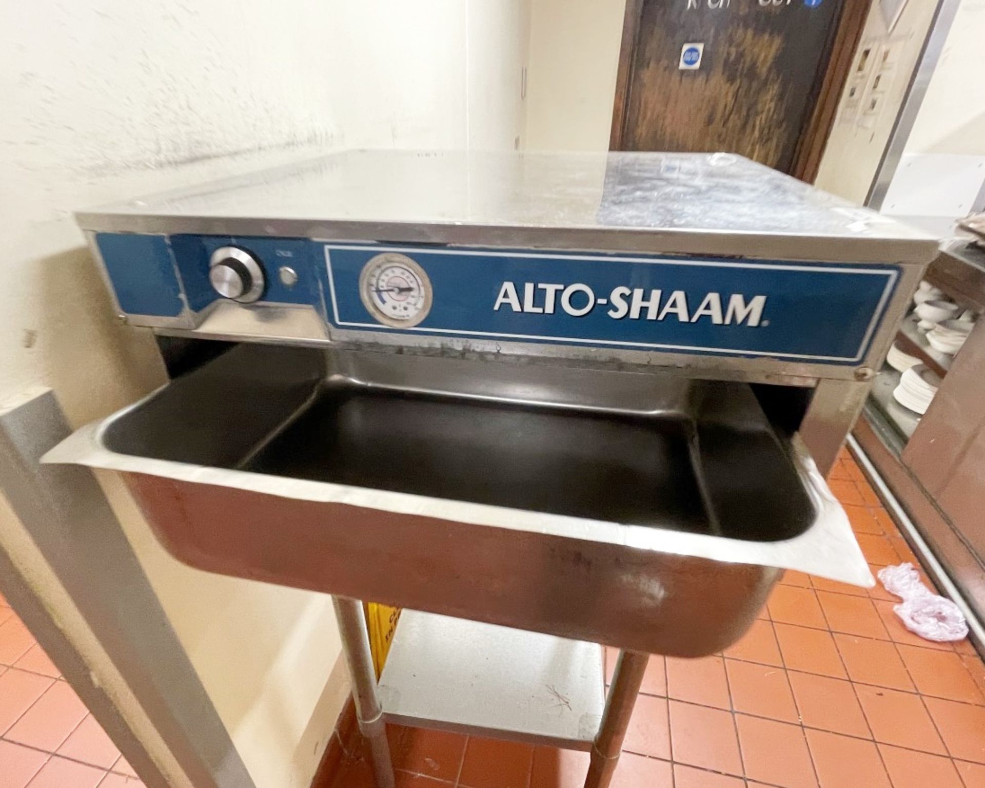 1 x Alto-Shaam Food Warmer Drawer With Stand - Model 500-1D - 240v Power - Dimensions: H296 x W62 - Image 5 of 6