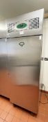 1 x Foster Single Door Upright Commercial Refrigerator With Stainless Steel Exterior - Model