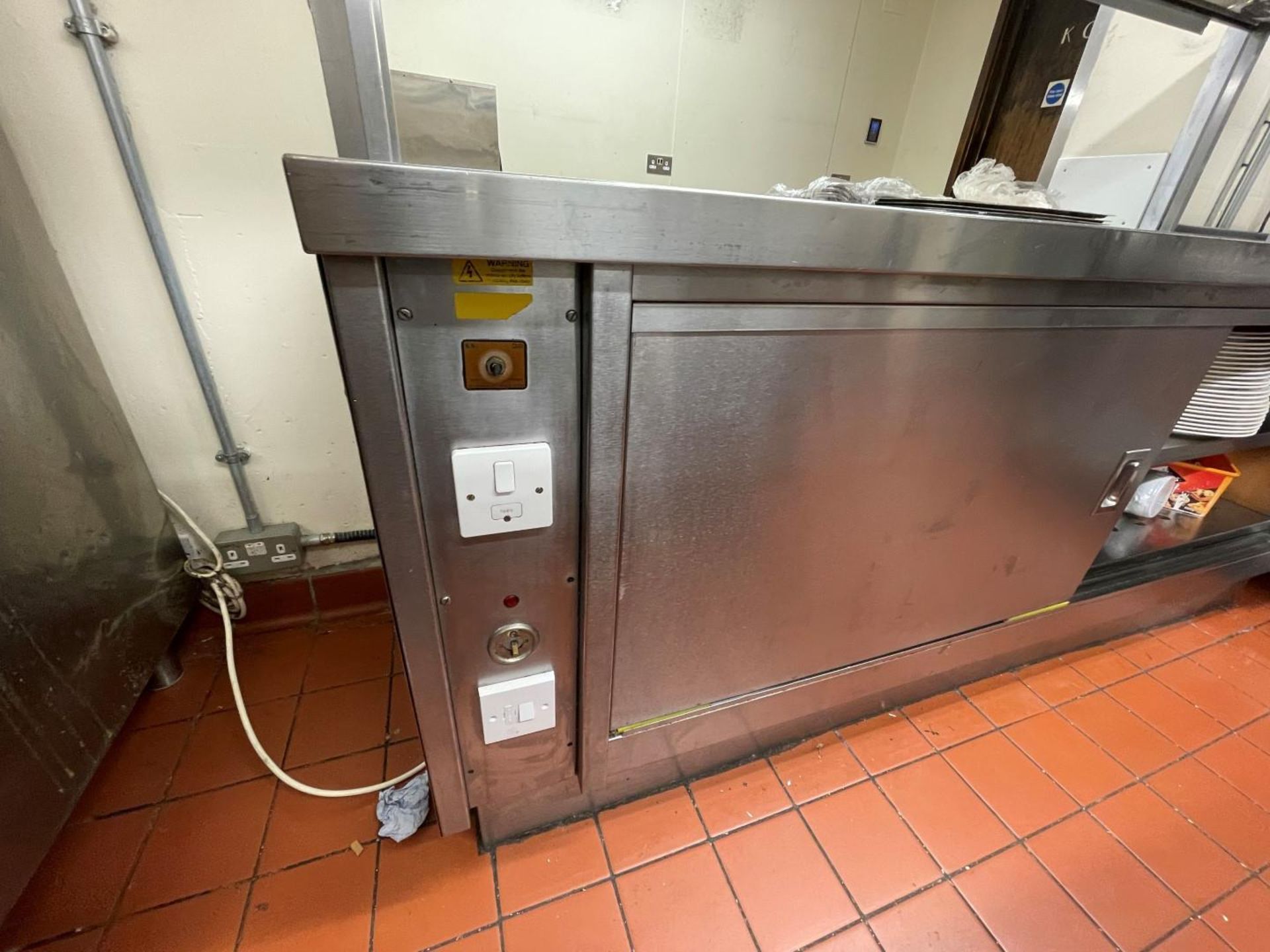 1 x Commercial Kitchen Plate Warming Cabinet With Large Preparation Area and Overhead Food Warming - Image 2 of 4