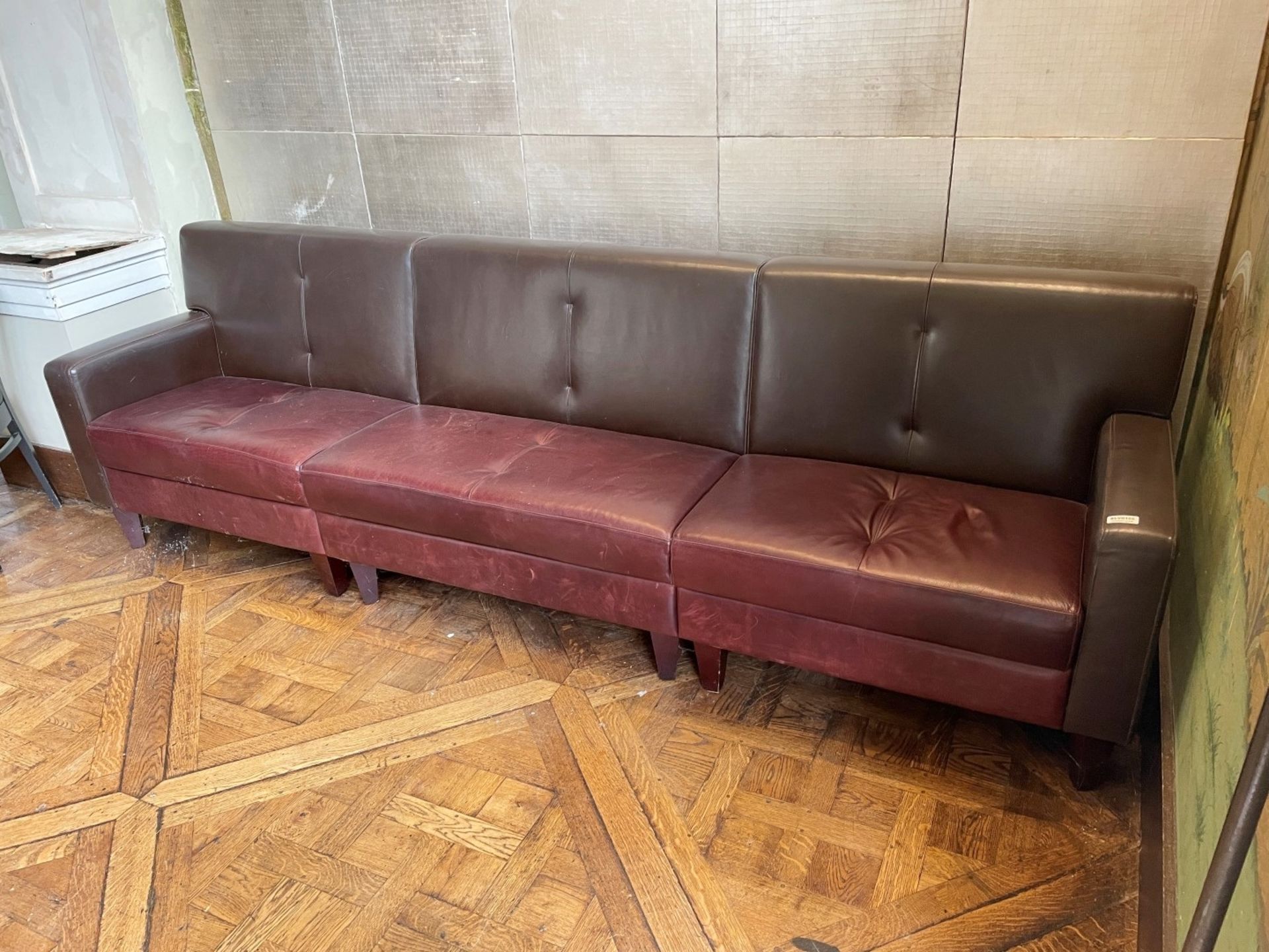 1 x Leather Upholstered Banquet Seating Bench In Brown And Red - Ref: BLVD105 - CL649 - Location: