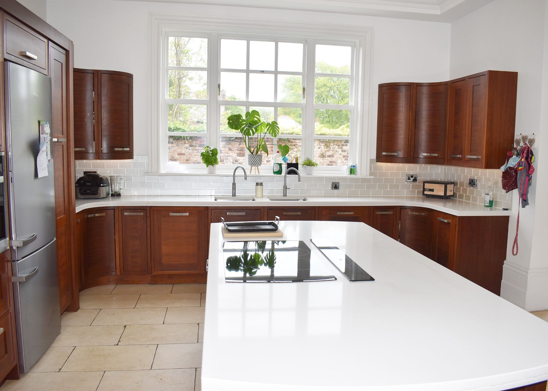 1 x Bespoke Contemporary Fitted Kitchen With Appliances - Features Solid Walnut Doors - NO VAT! - Image 15 of 114