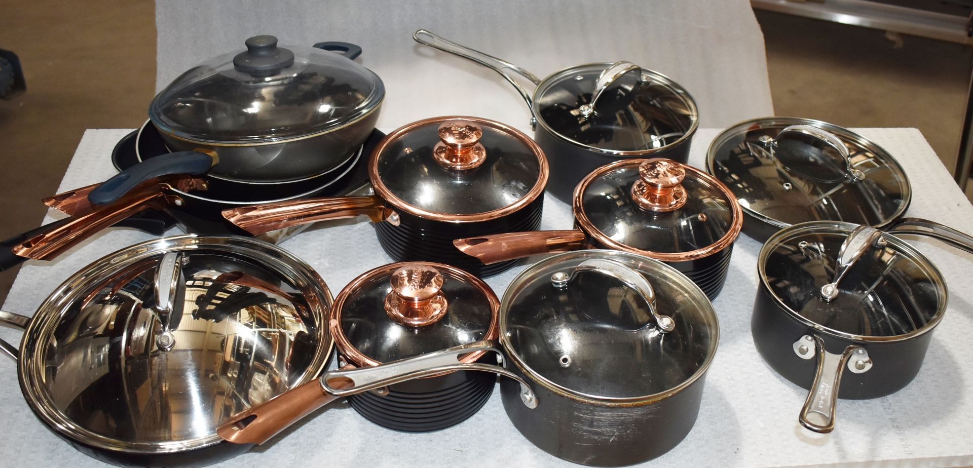 12 x Various Cooking Pans - Brands Include Jamie Oliver and Tower - Ref JP520 WH2 - NO VAT ON THE