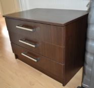 1 x Chest of Drawers With Walnut Finish - Dimensions: H60 x W81 x D54 cms - No VAT on the Hammer -