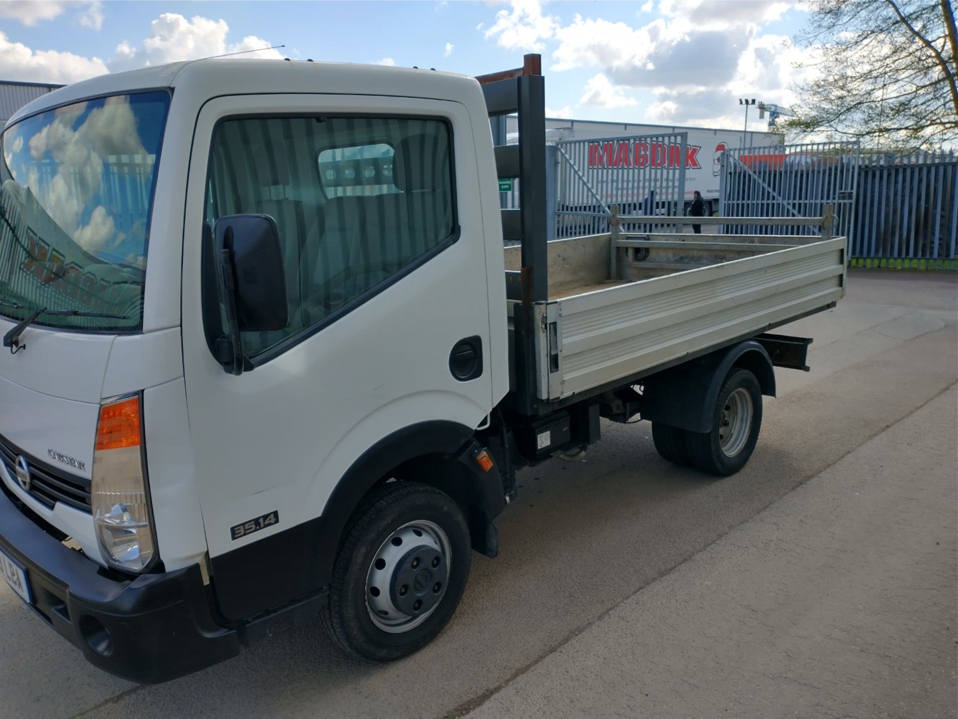 2013 Nissan Cabster 2.5 DCI 35.14 Dropside Truck - CL505 - Location: Corby, - Image 3 of 13