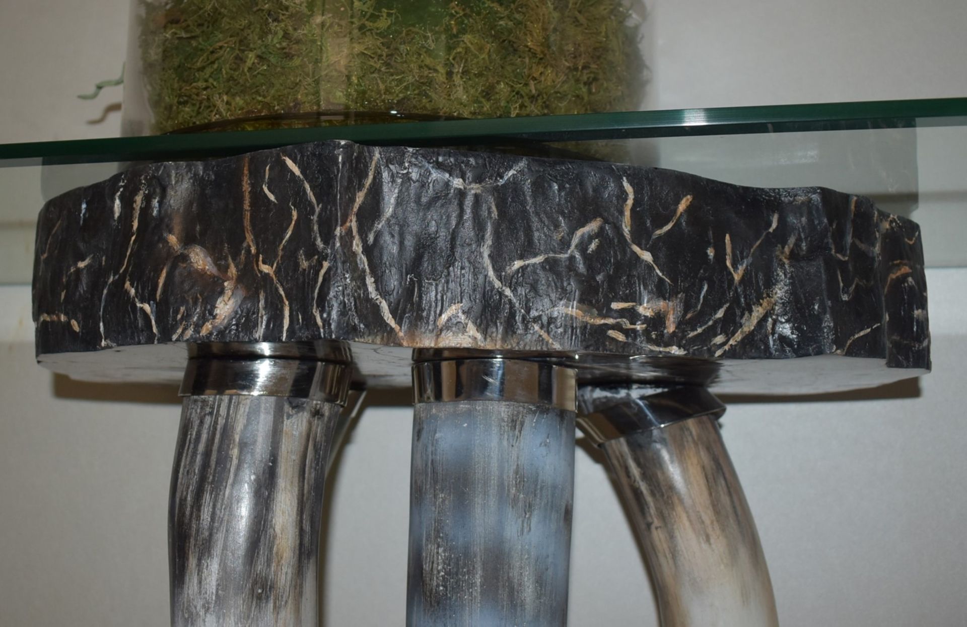 1 x Horn Console Hall Table - Features Painted Carved Horn Legs - RRP £955 - NO VAT ON THE HAMMER! - Image 13 of 16