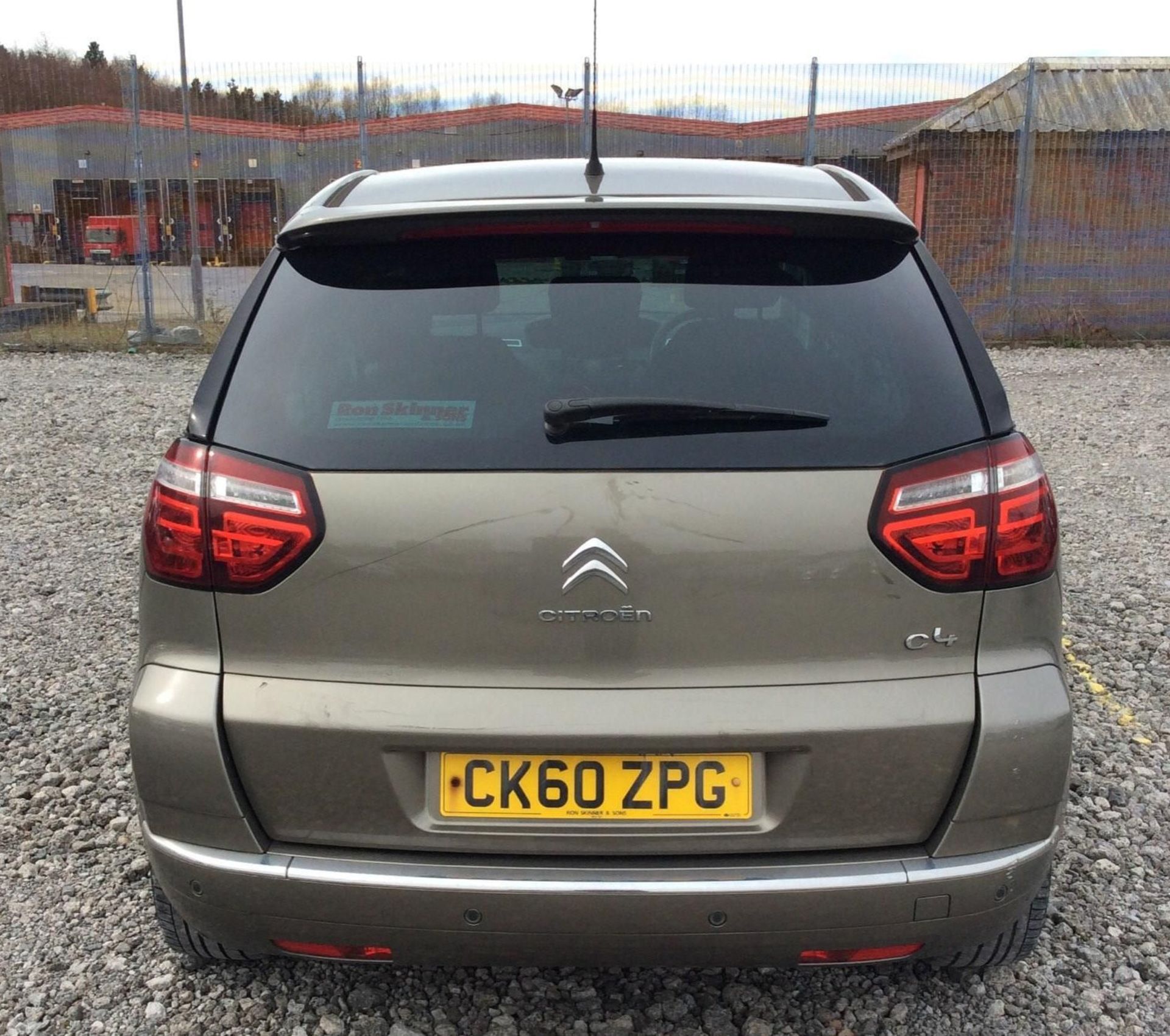 2010 Citroen C4 Picasso 1.6 Vtr+ 16V 5 Door MPV - CL505 - NO VAT ON THE HAMMER - Location: Corby - Image 15 of 17