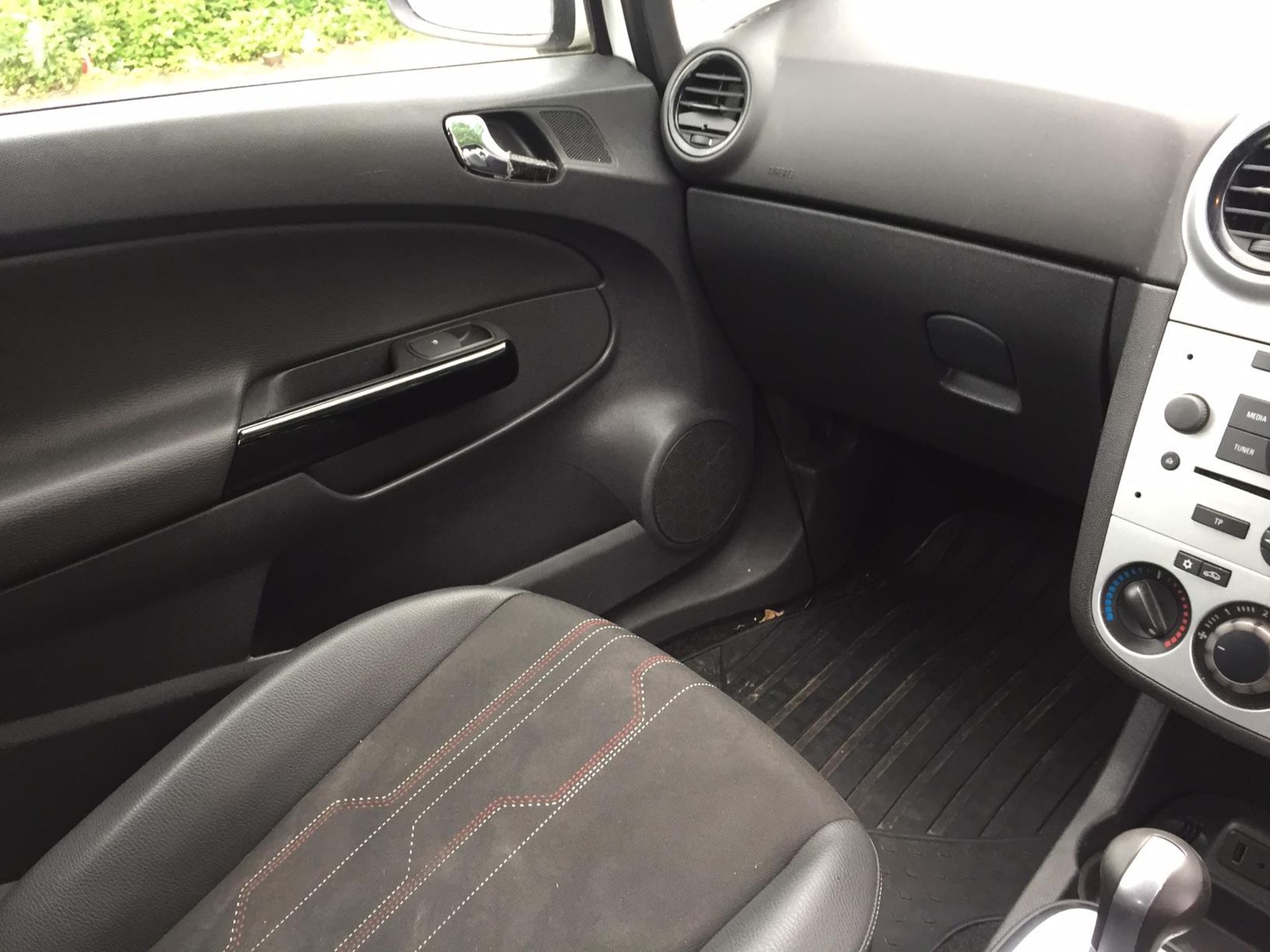 2012 Vauxhall Corsa 1.2 Active Ac S-Automatic 5 Door Hatchback - CL505 - NO VAT ON THE HAMMER - Loca - Image 2 of 14