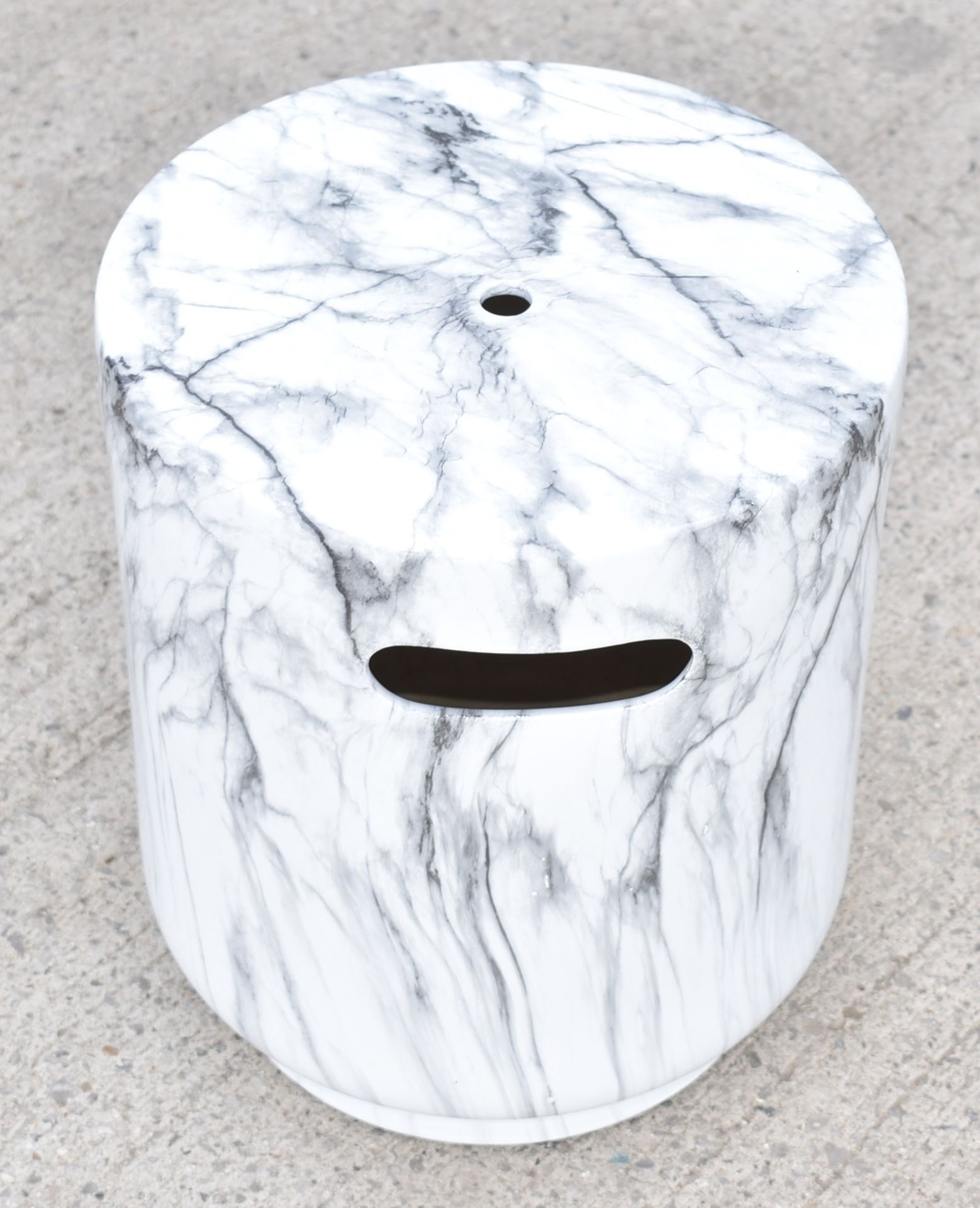 1 x Marble Effect Seating Stool - Ref JP552 WH2 - NO VAT ON THE HAMMER - CL656 - Location: - Image 3 of 6