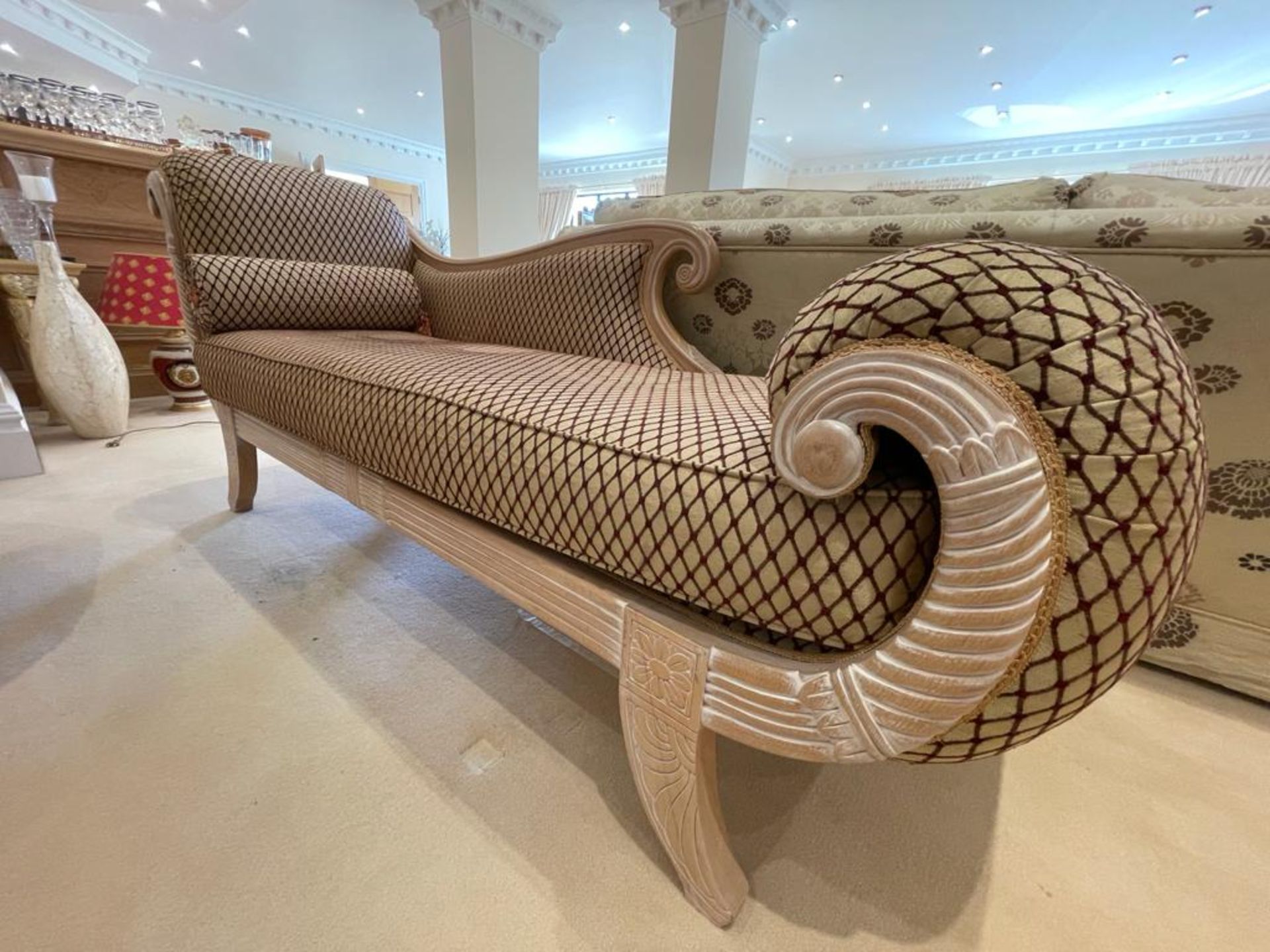1 x Elegant Chaise Longue Sofa With Carved Wooden Frame, Scroll End and Diamond  Pattern Fabric - NO - Image 13 of 16