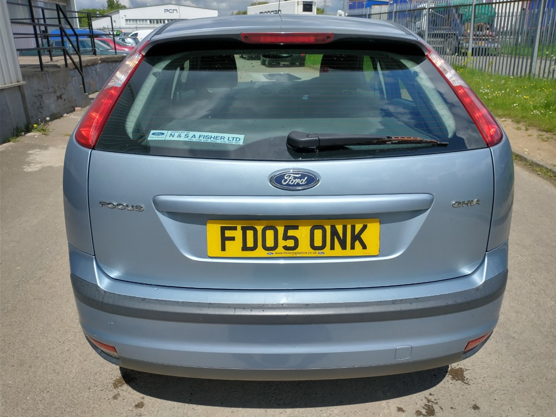 2005 Ford Focus Ghia T 5dr Hatchback - CL505 - NO VAT ON THE HAMMER - Location: Corby - Image 9 of 26