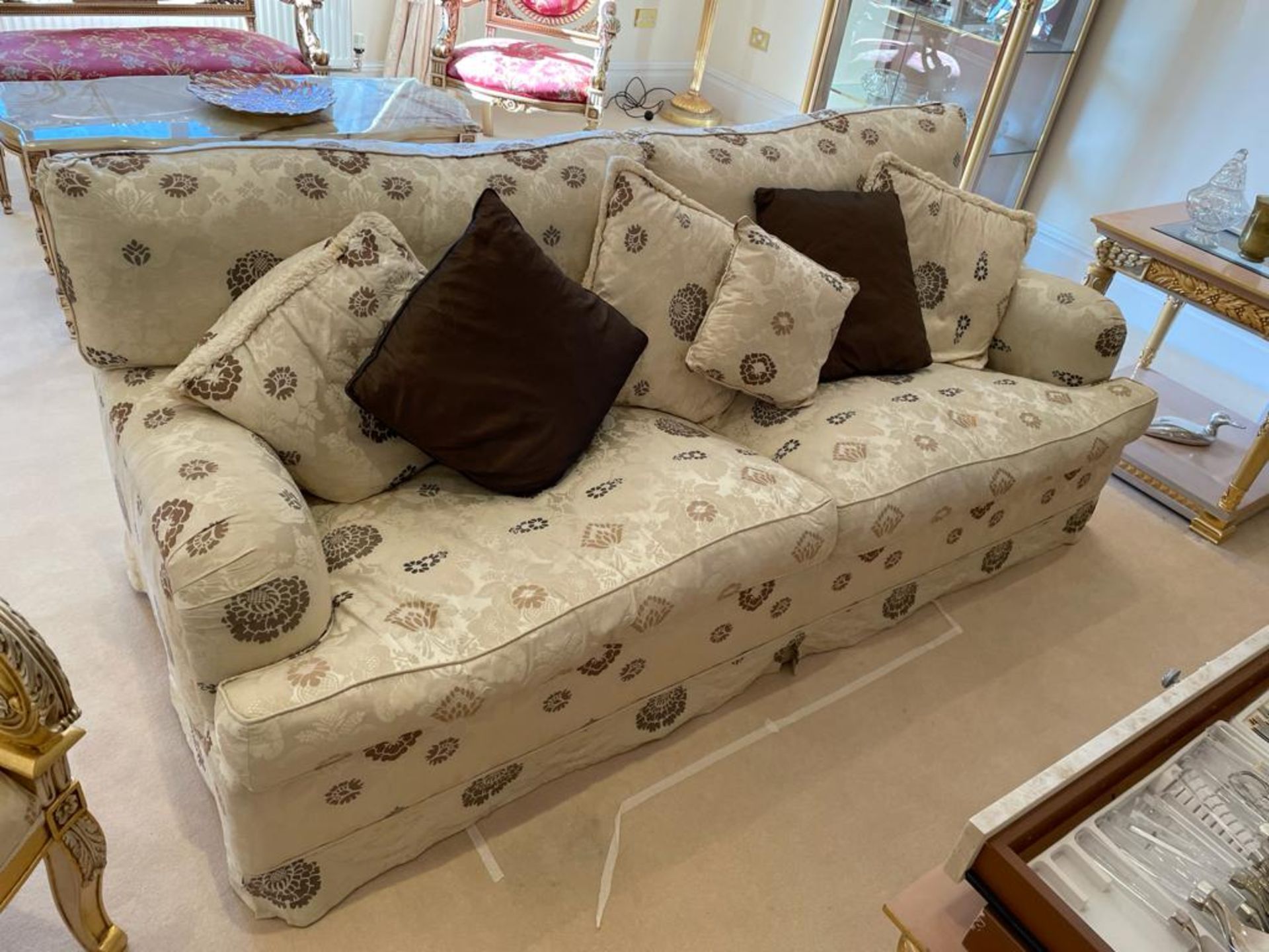 1 x Voluptuous Two Seater Sofa With Removable Bespoke Fabric Covers and Scatter Cushions - NO VAT ON - Image 10 of 15