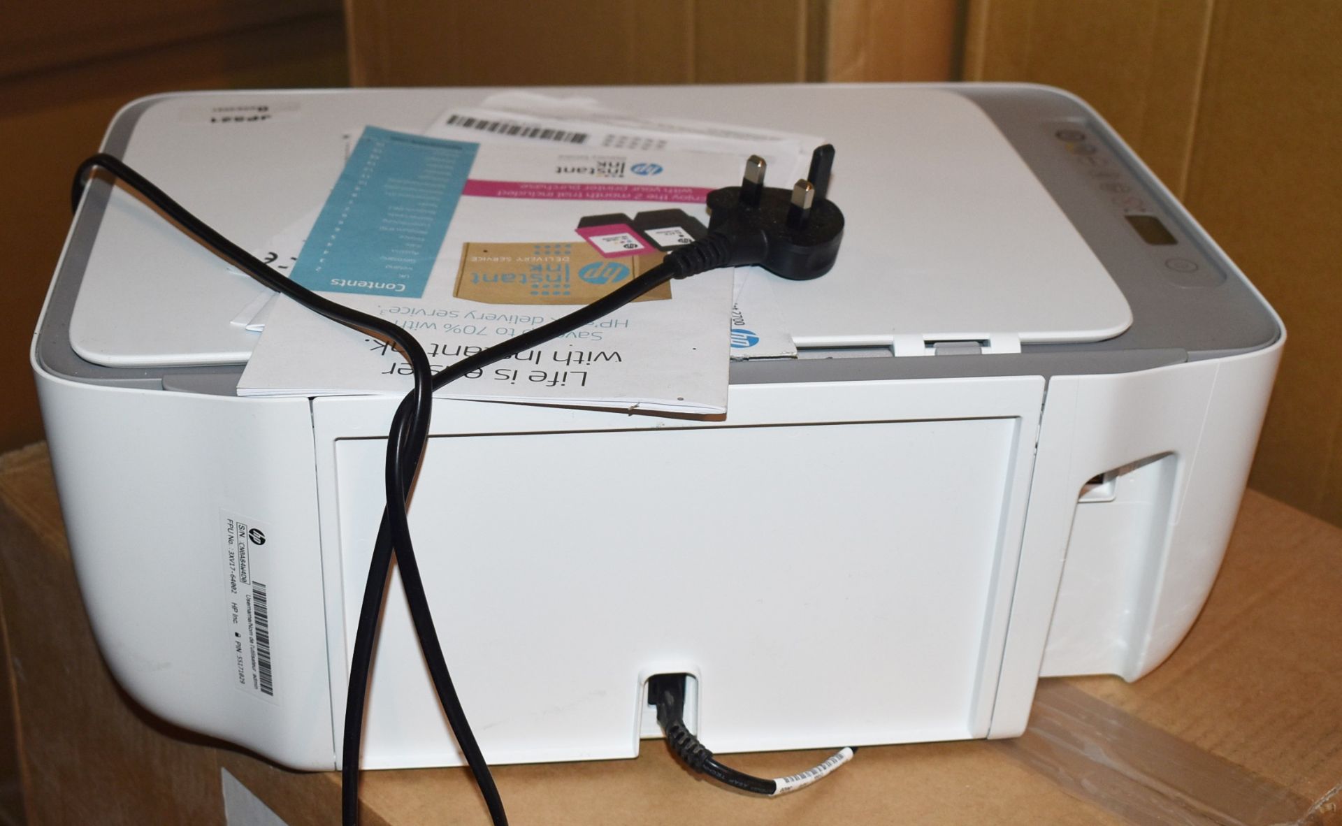 1 x HP Deskjet 2720 All-in-One Wireless Printer With Full Box of Printer Paper - Ref JP521 WH2 - - Image 3 of 4