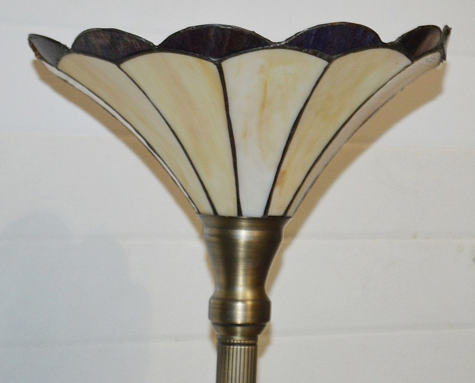 1 x Floorstanding Tiffany-style Lamp With A Glass Uplighter Shade And An Aged Bronze Finish - From - Image 7 of 10