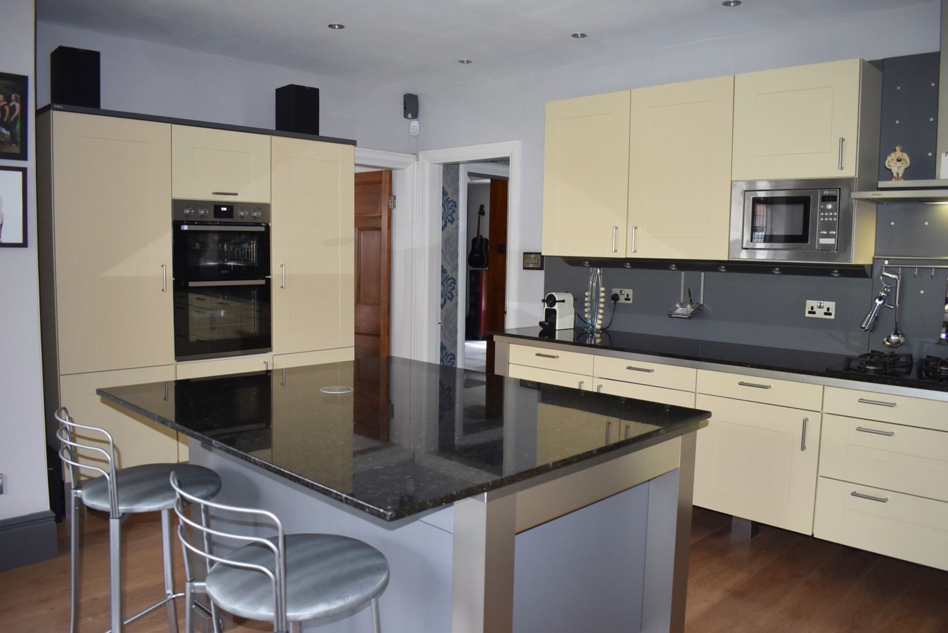 1 x SieMatic Contemporary Fitted Kitchen With Appliances! - Image 55 of 96