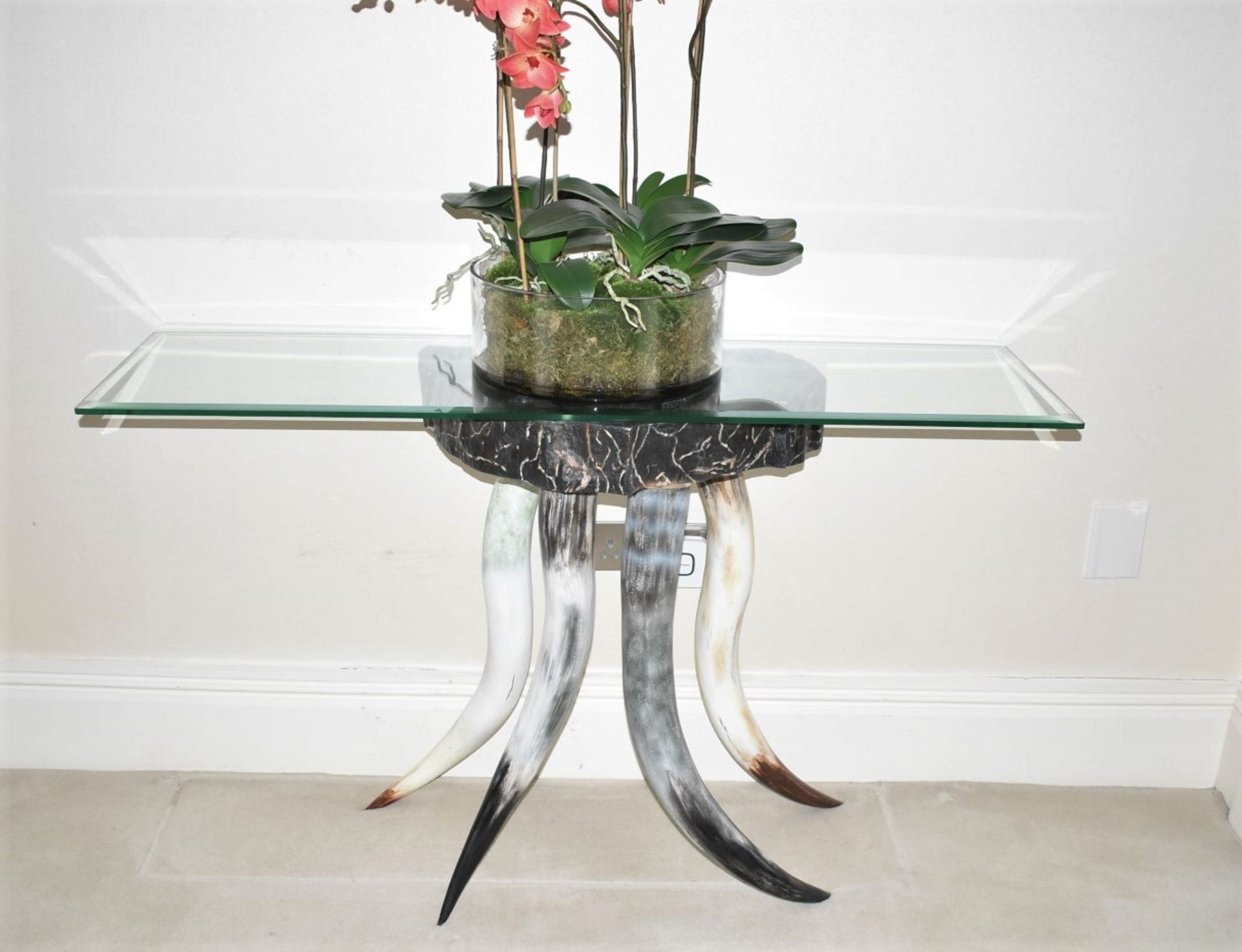 1 x Horn Console Hall Table - Features Painted Carved Horn Legs - RRP £955 - NO VAT ON THE HAMMER! - Image 11 of 16