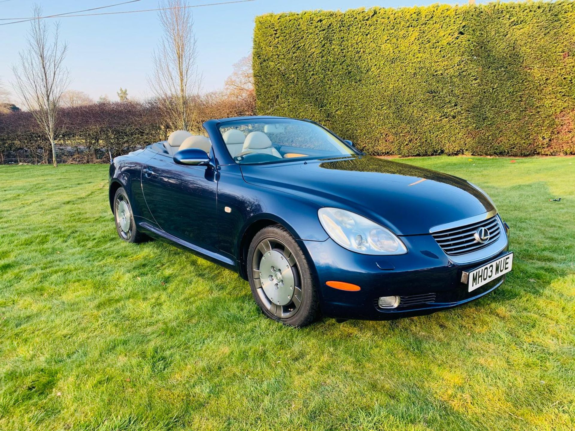 2003 Lexus SC430 Auto 4.3 - CL999 - NO VAT ON THE HAMMER - Location: Altrincham WA14 Description: - Image 15 of 25