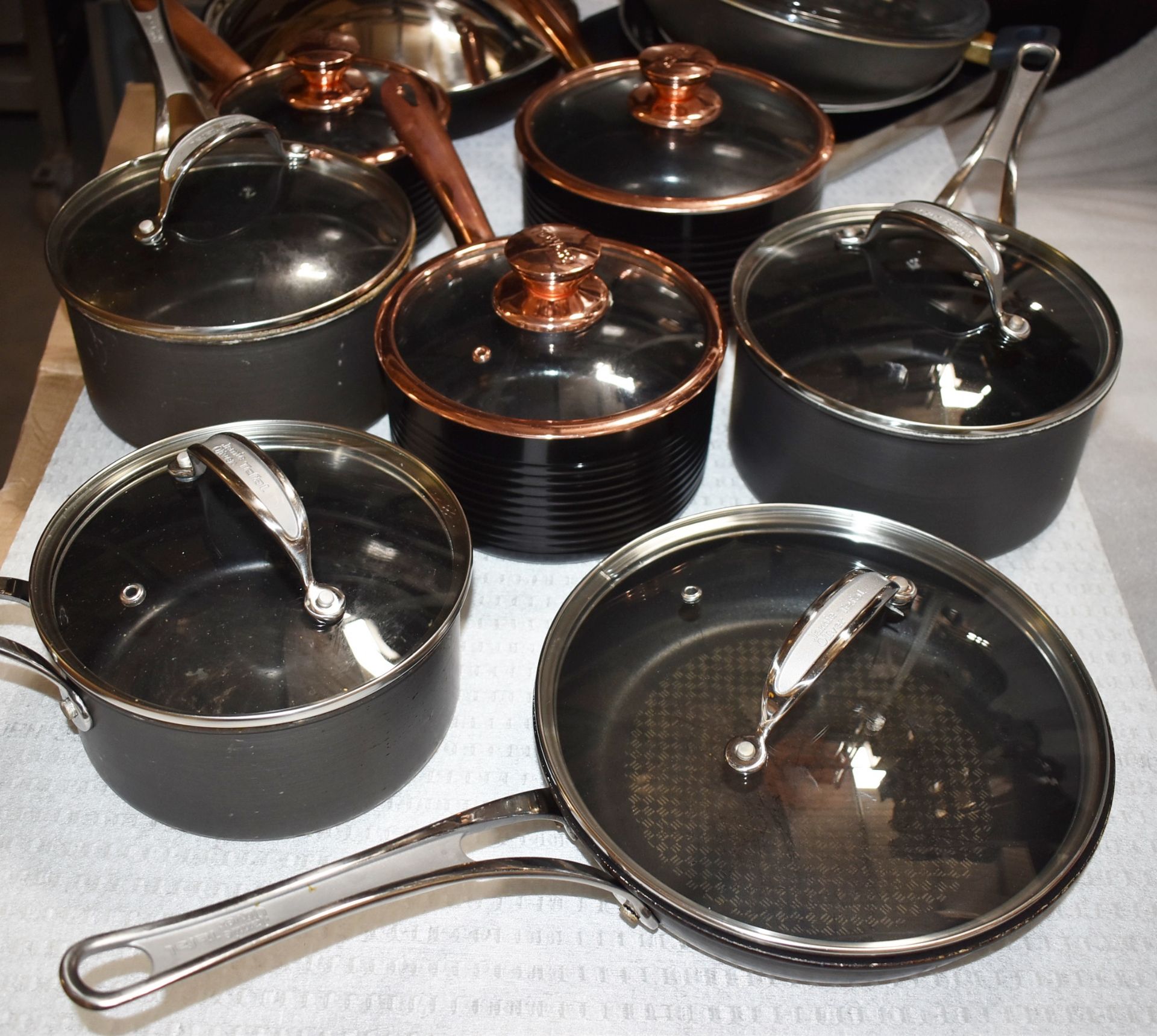 12 x Various Cooking Pans - Brands Include Jamie Oliver and Tower - Ref JP520 WH2 - NO VAT ON THE - Image 7 of 13