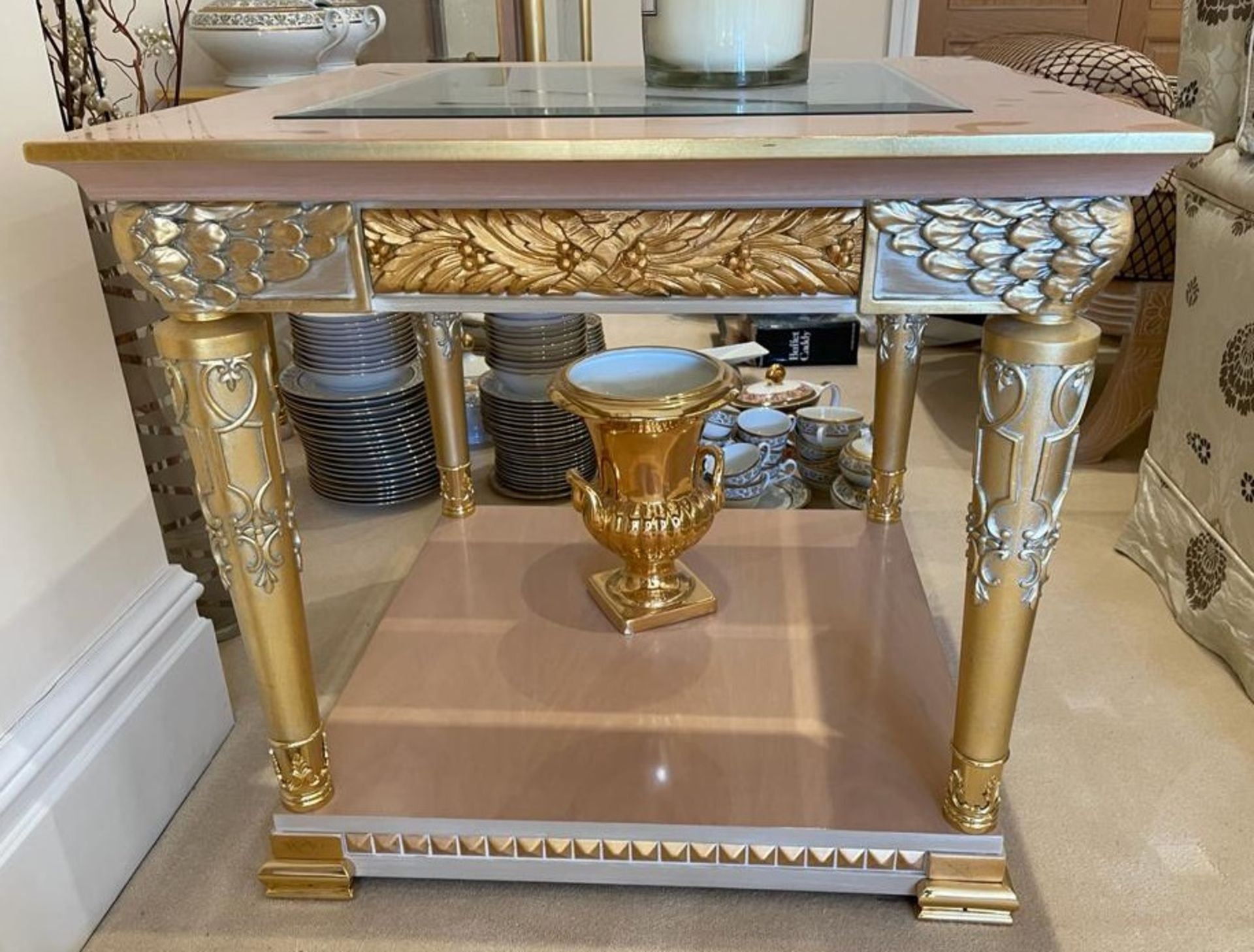 2 x Hand Carved Ornate Side Tables Complimented With Birchwood Veneer, Golden Pillar Legs, Carved - Image 5 of 13