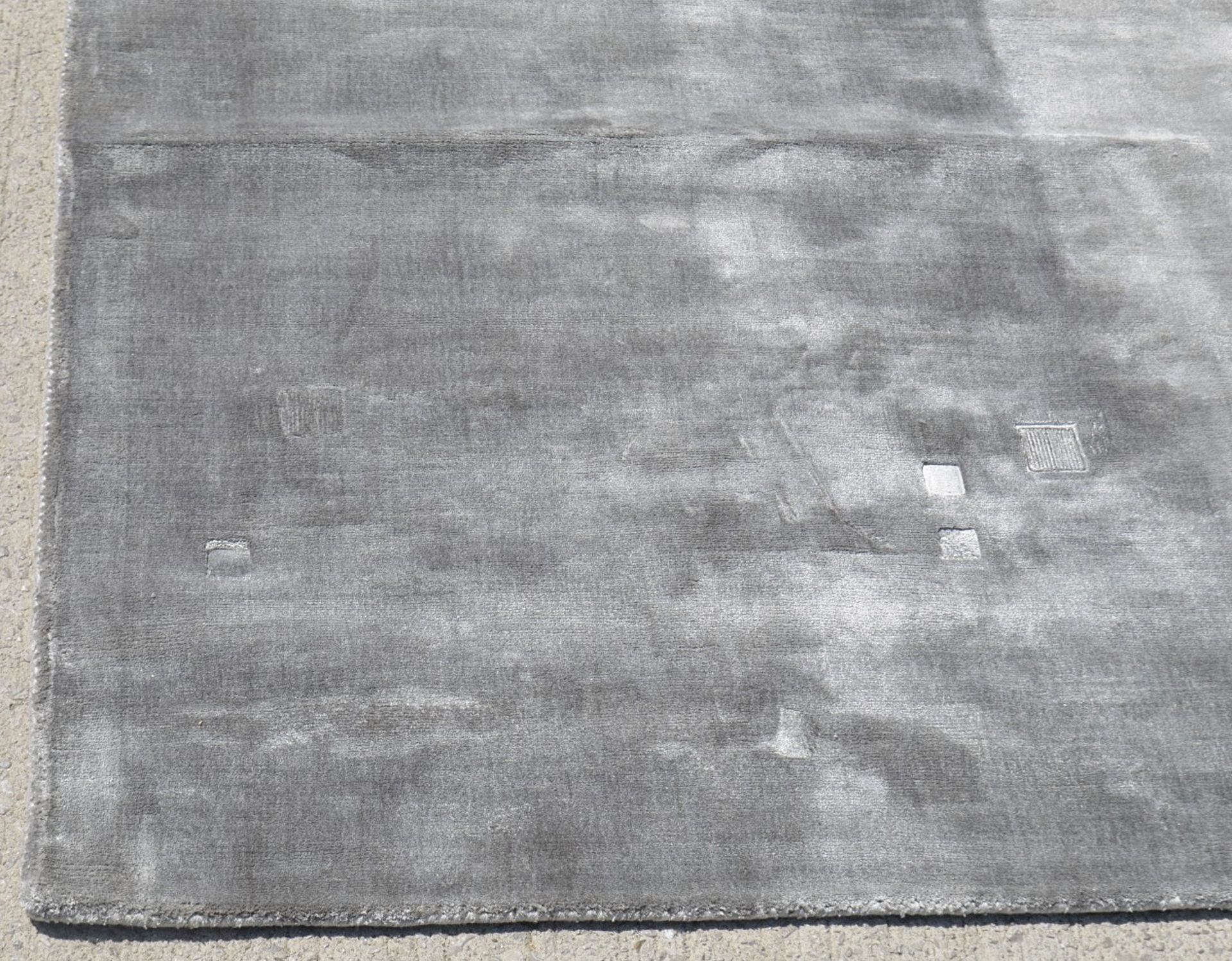 1 x PORADA  / KATHERINE CARNBY LONDON 'Breeze' Rug In A Shimmering Silver Hue  - Original RRP £3,215 - Image 9 of 11