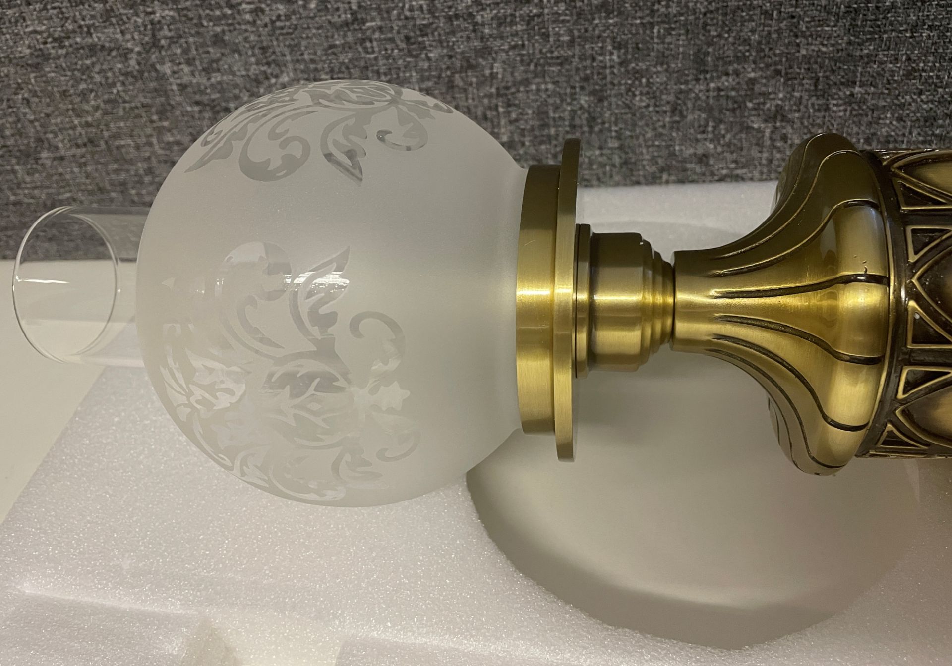1 x Chelsom Substantial Wall Feature Light with dimmer switch and newall post style brass and glass - Image 8 of 18