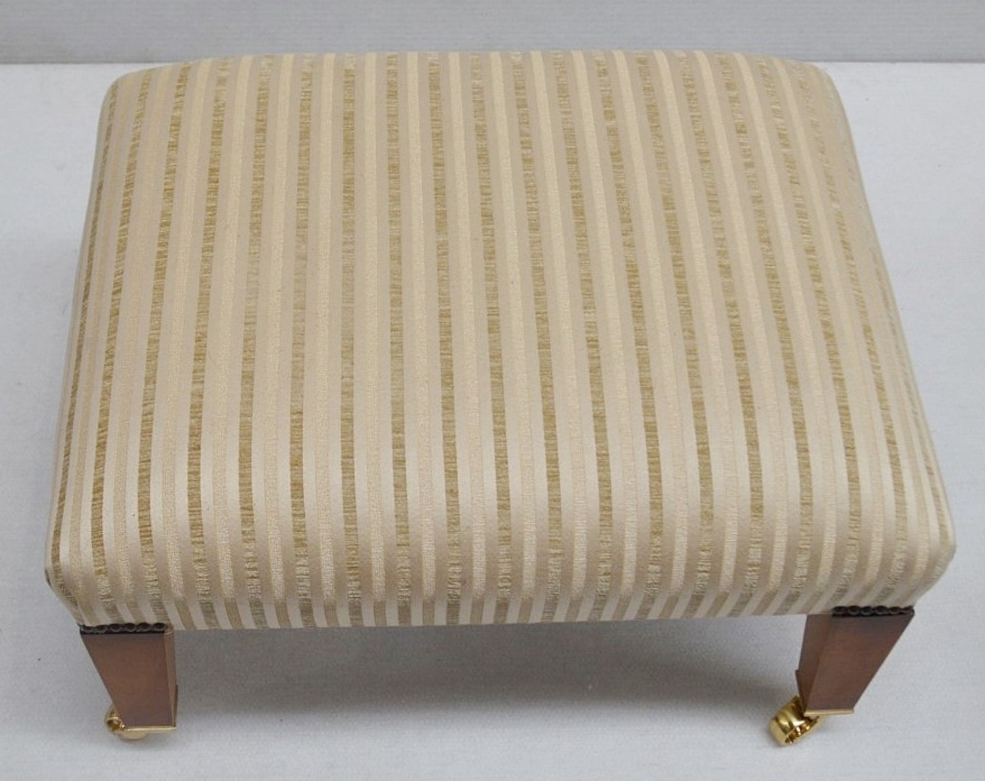 1 x DURESTA Luxury Upholstered Somerset Stool - Dimensions: W68 x 56 x H44cm - Ref: 6404570/ - Image 3 of 8