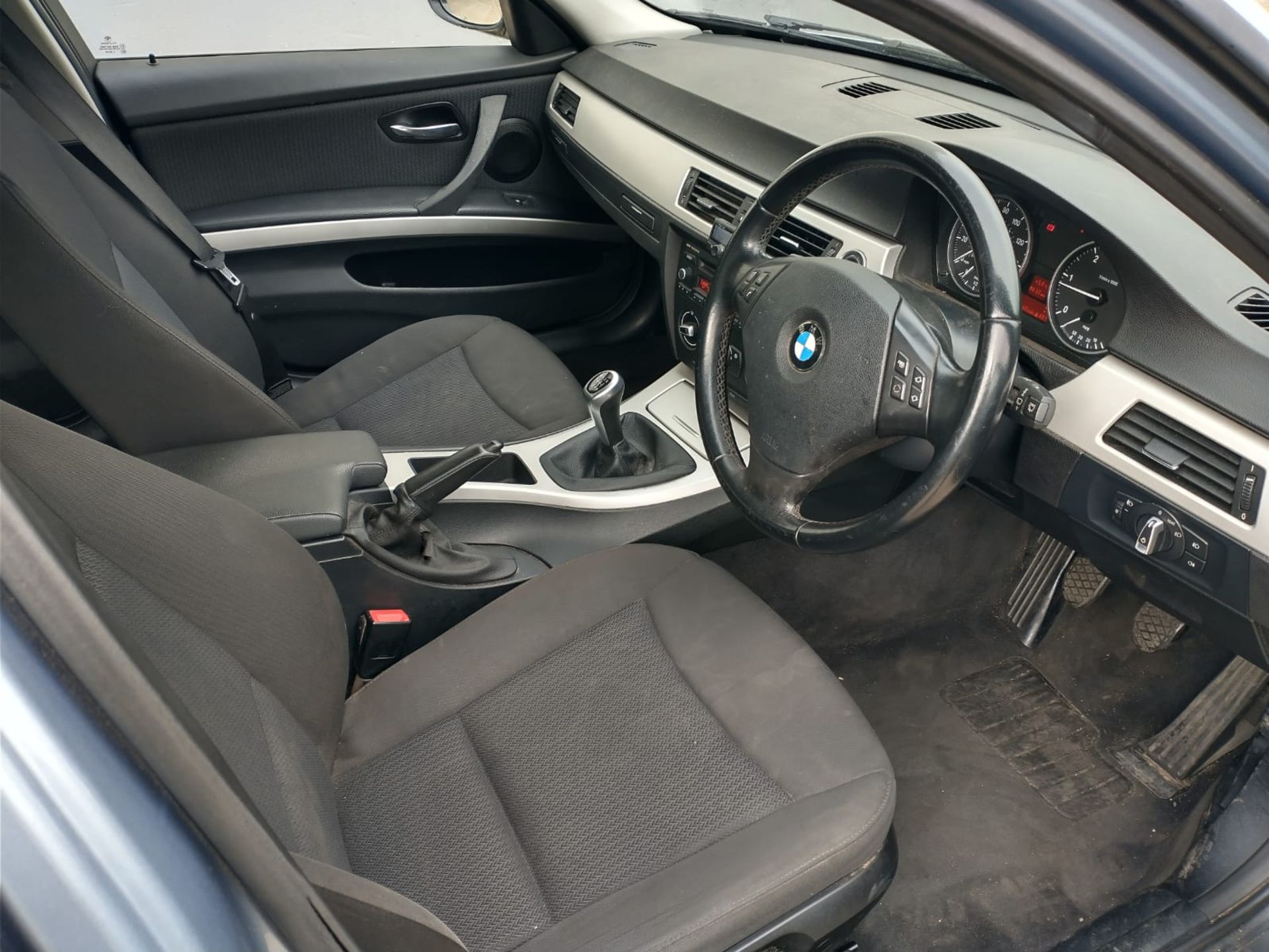 2010 BMW 318D Es 2.0 5Dr Estate - CL505 - NO VAT ON THE HAMMER - Location: Corby - Image 3 of 18