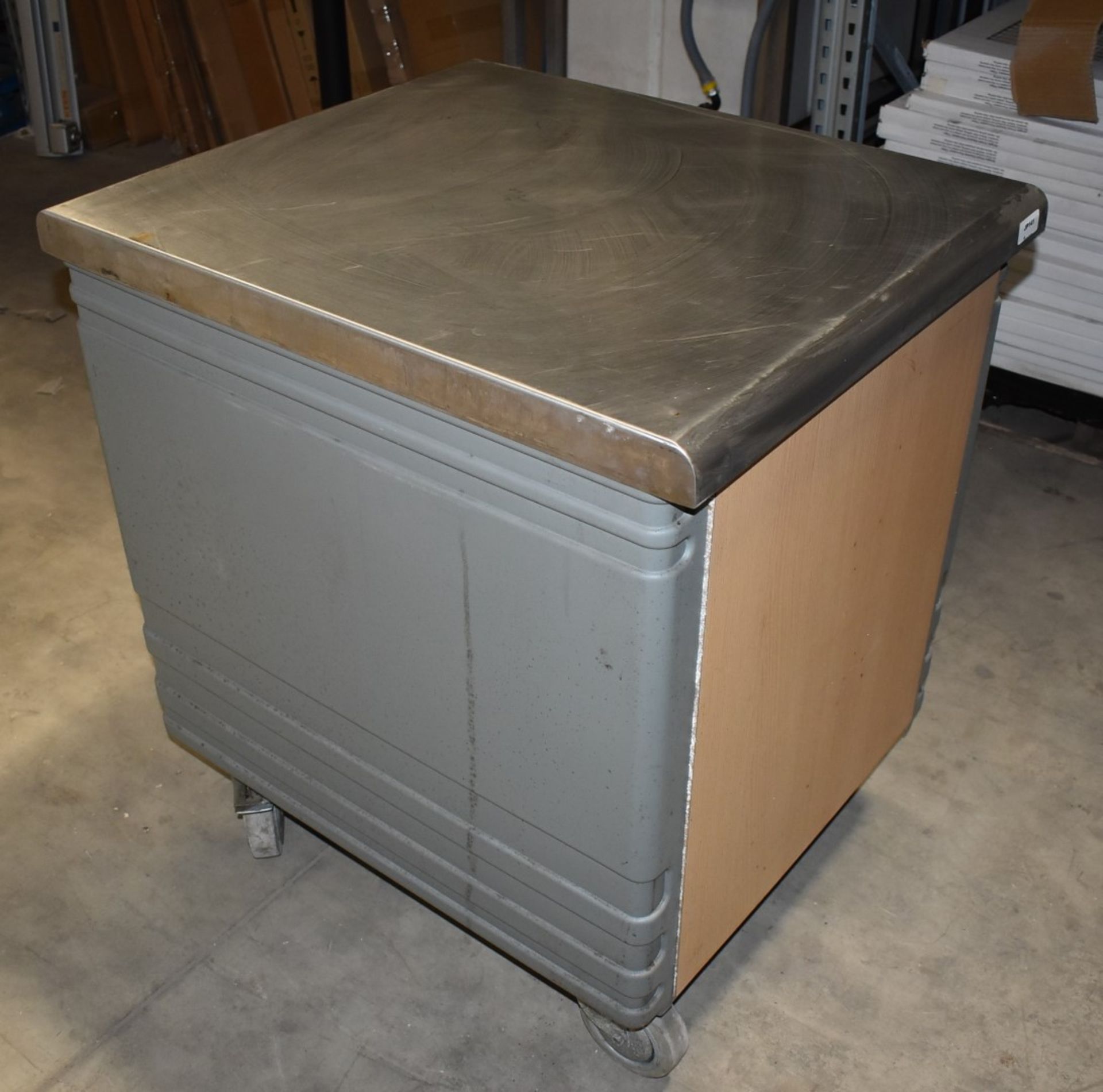 1 x Grundy Commercial Mobile Unit With Stainless Top, Plastic Side Protector Panels, Space to - Image 2 of 6