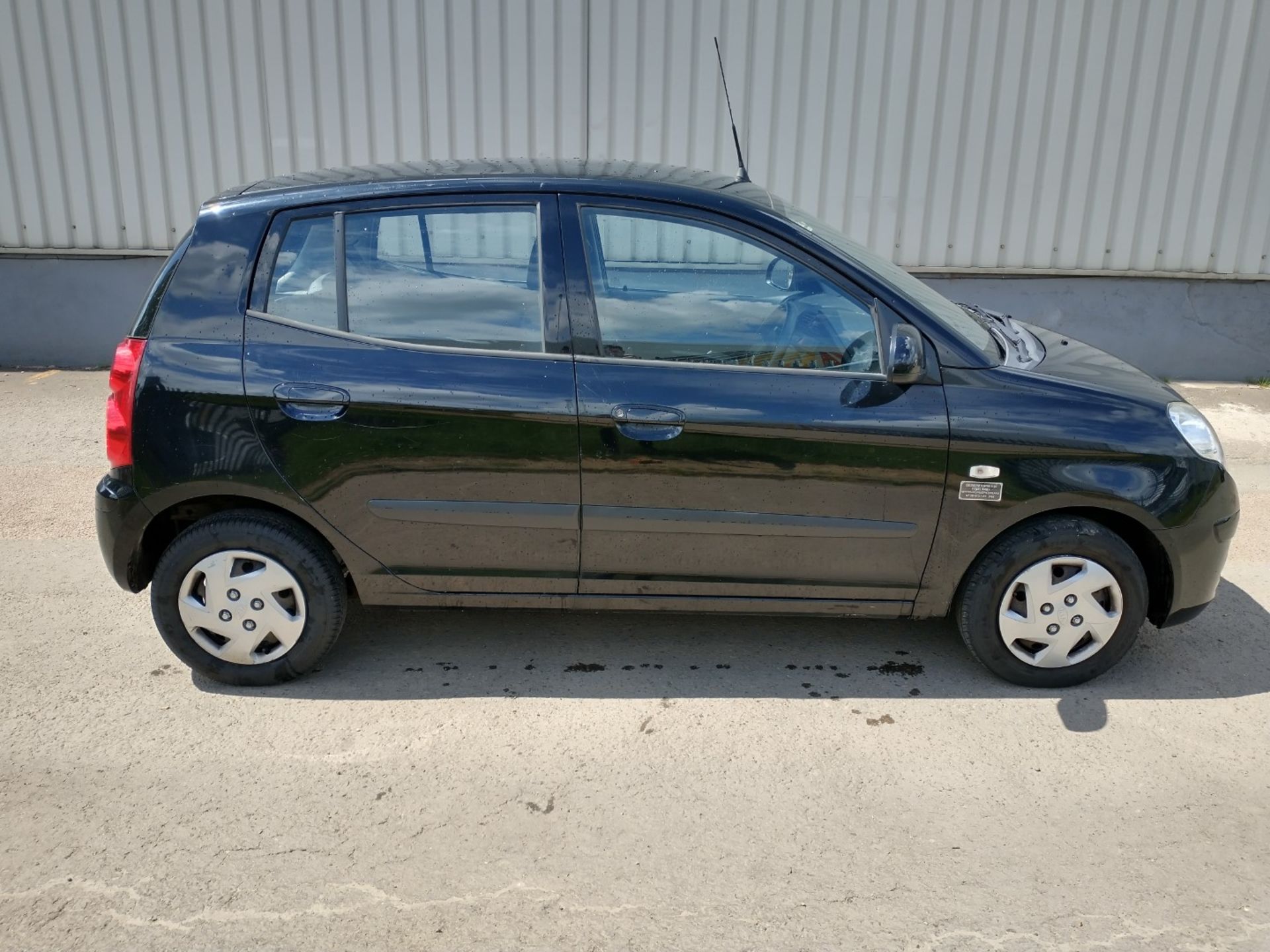 2009 Kia Picanto 1 1.0 Petrol 5dr Hatchback - CL505 - NO VAT ON THE HAMMER - Location: Corby - Image 5 of 16