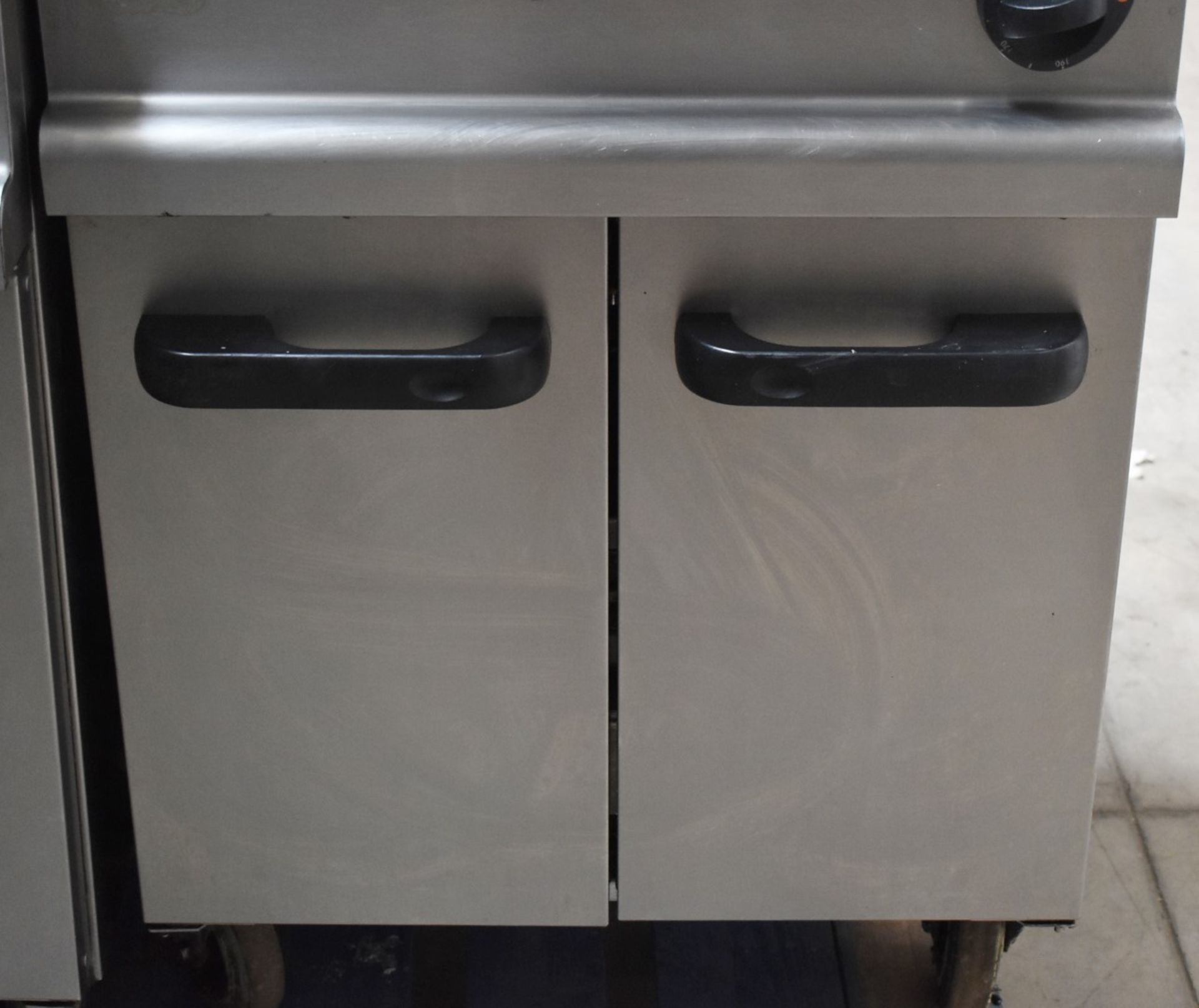 1 x Lincat Opus 700 OE7113 Single Large Tank Electric Fryer - 240V / 3PH Power - Approx RRP £3,800 - - Image 6 of 12