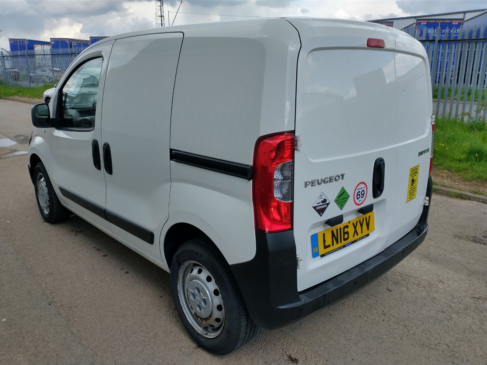 2016 Peugeot Bipper S Hdi Panel van - CL505 - Location: Corby - Image 10 of 15