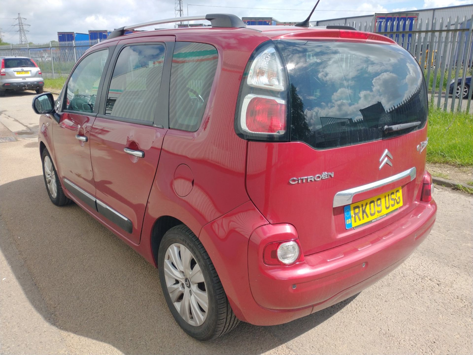 2009 Citroen C3 Picasso Exclusive MPV 1.6 Petrol - CL505 - NO VAT ON THE HAMMER - Location: Corby - Image 13 of 19