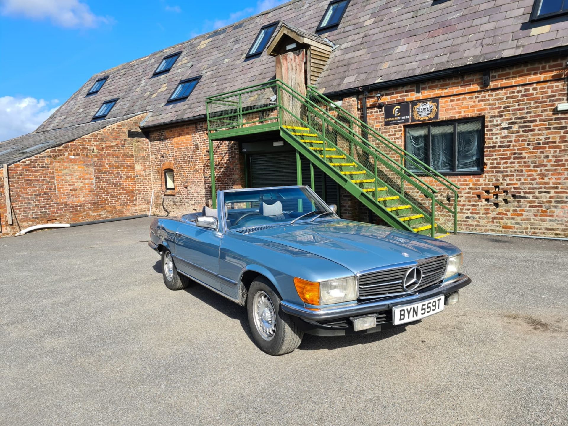 Stunning 1979 Mercedes Benz SL350 V8 With Factory Hardtop - Restored in 2018 - Image 17 of 22