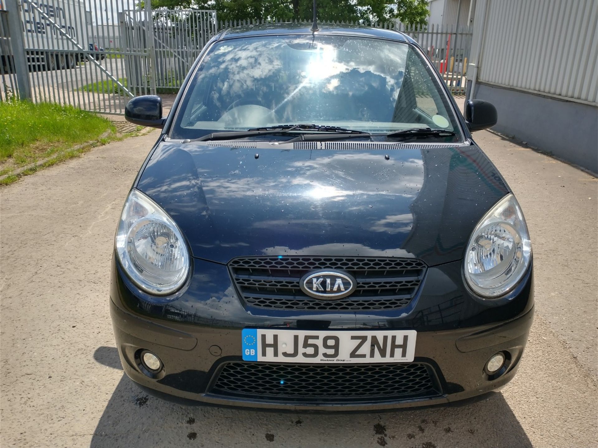 2009 Kia Picanto 1 1.0 Petrol 5dr Hatchback - CL505 - NO VAT ON THE HAMMER - Location: Corby - Image 2 of 16