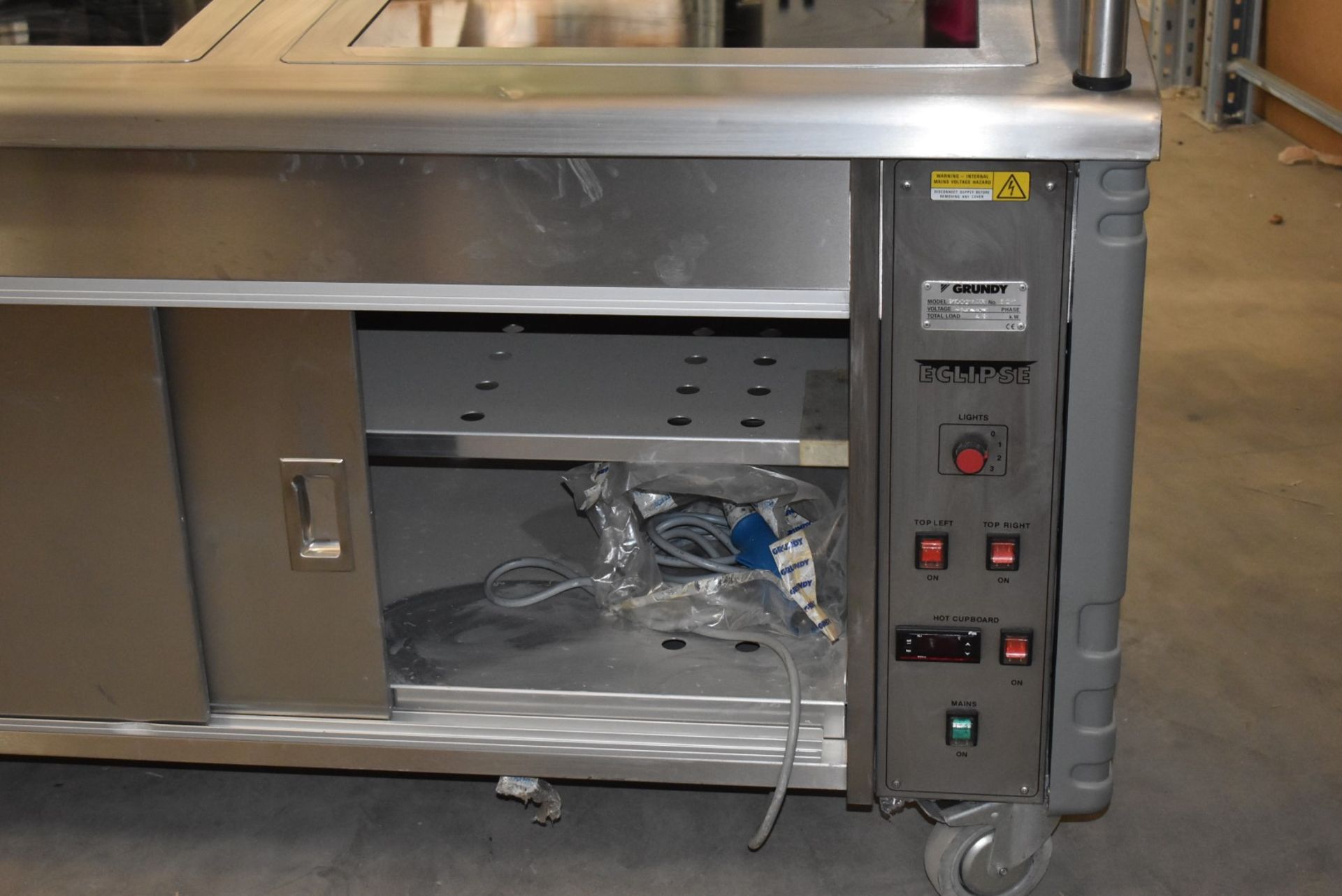 1 x Grundy Commercial Carvery Unit With Twin Ceran Hot Plates, Overhead Warmer and Plate Warmer - Image 12 of 21