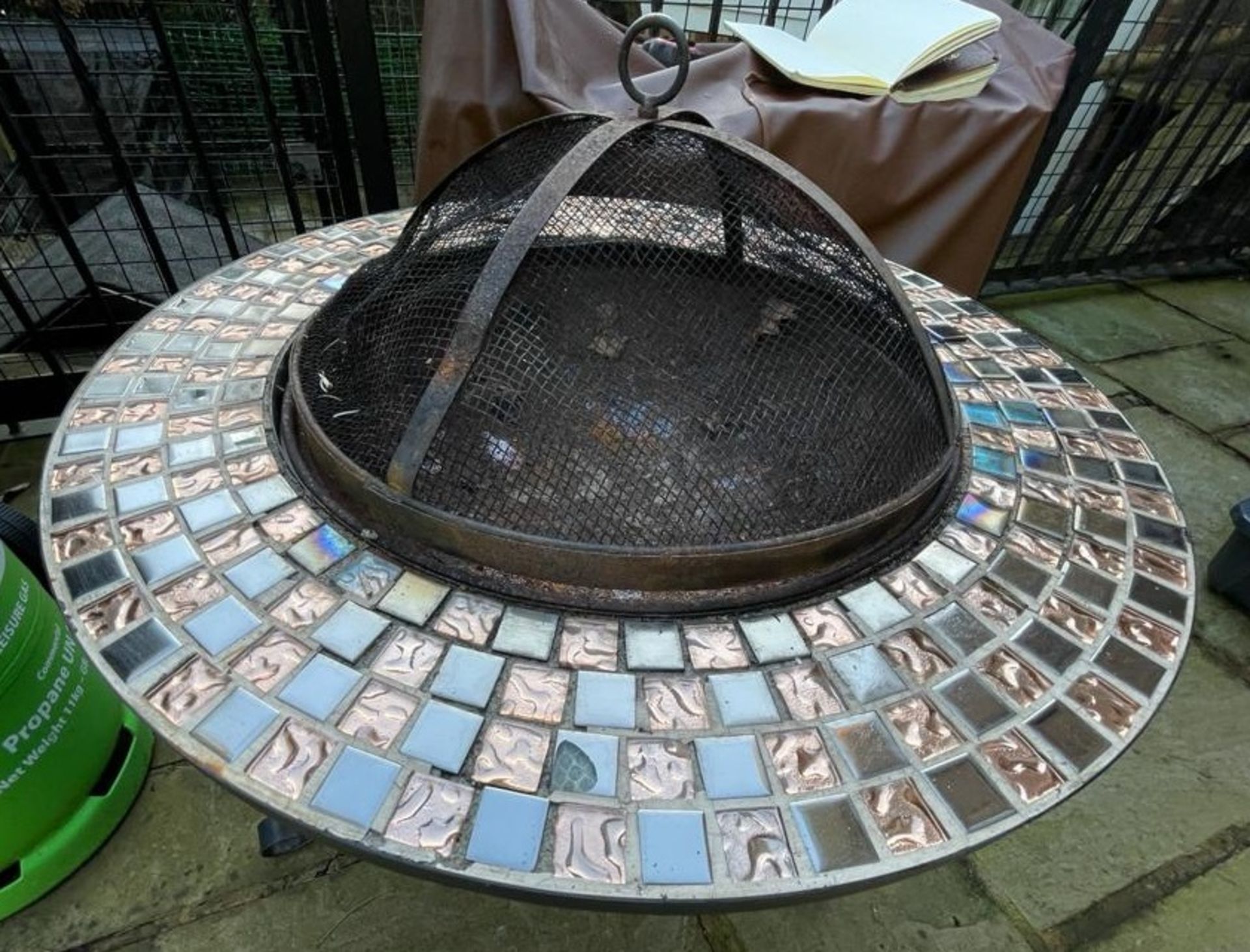 1 x Fire Pit With Tiled Surround - Preowned, From An Exclusive Property - Dimensions: Height H49cm / - Image 3 of 4