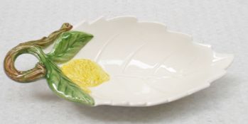 1 x Les - Ottomans Lemon Leaf Plate - Ref: HHW46/JUL21/PAL-B - CL679 - Location: Altrincham WA14More