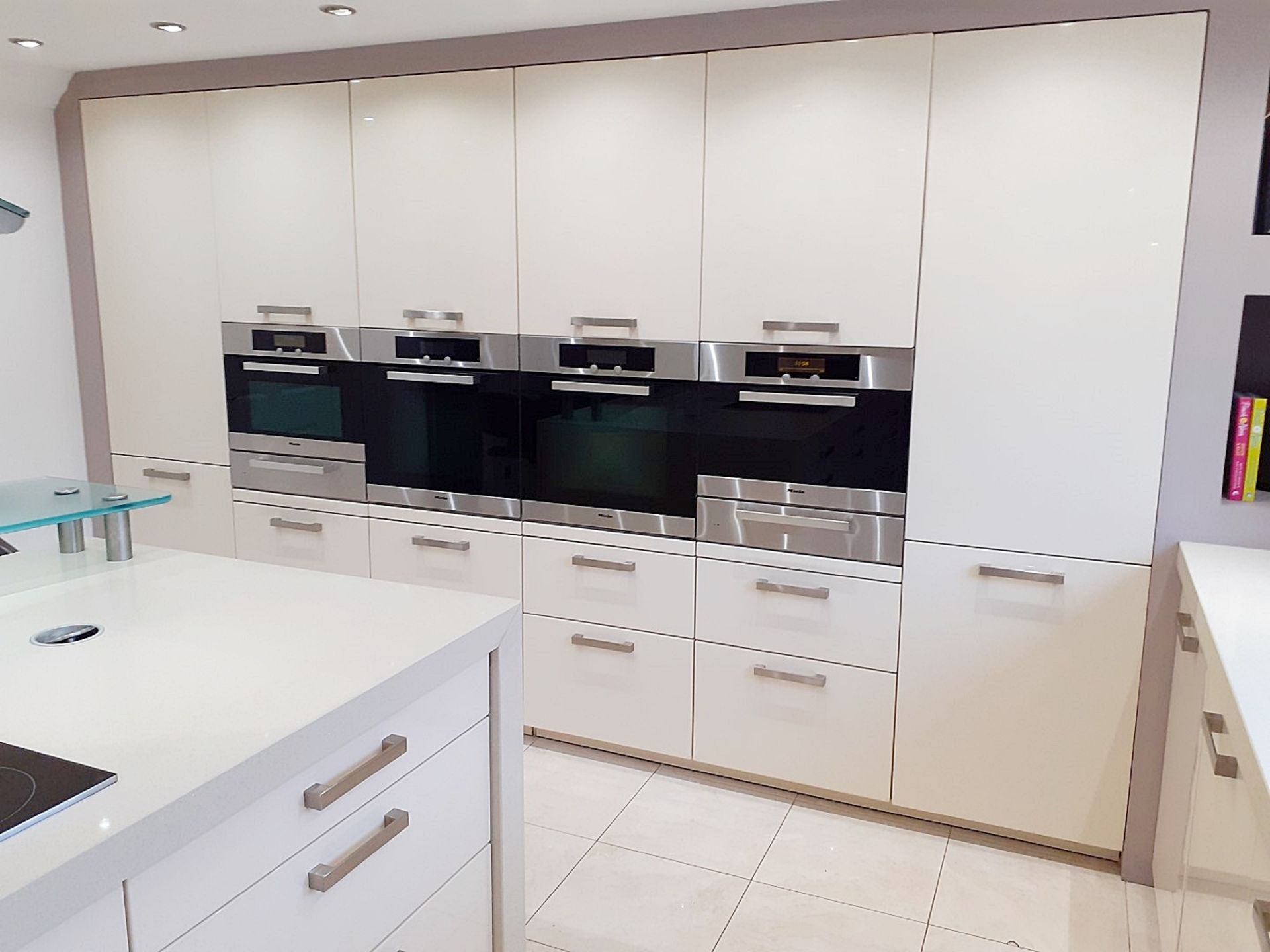 1 x ALNO Fitted Gloss White Kitchen With Integrated Miele Appliances, Silestone Worktops And A - Image 3 of 86