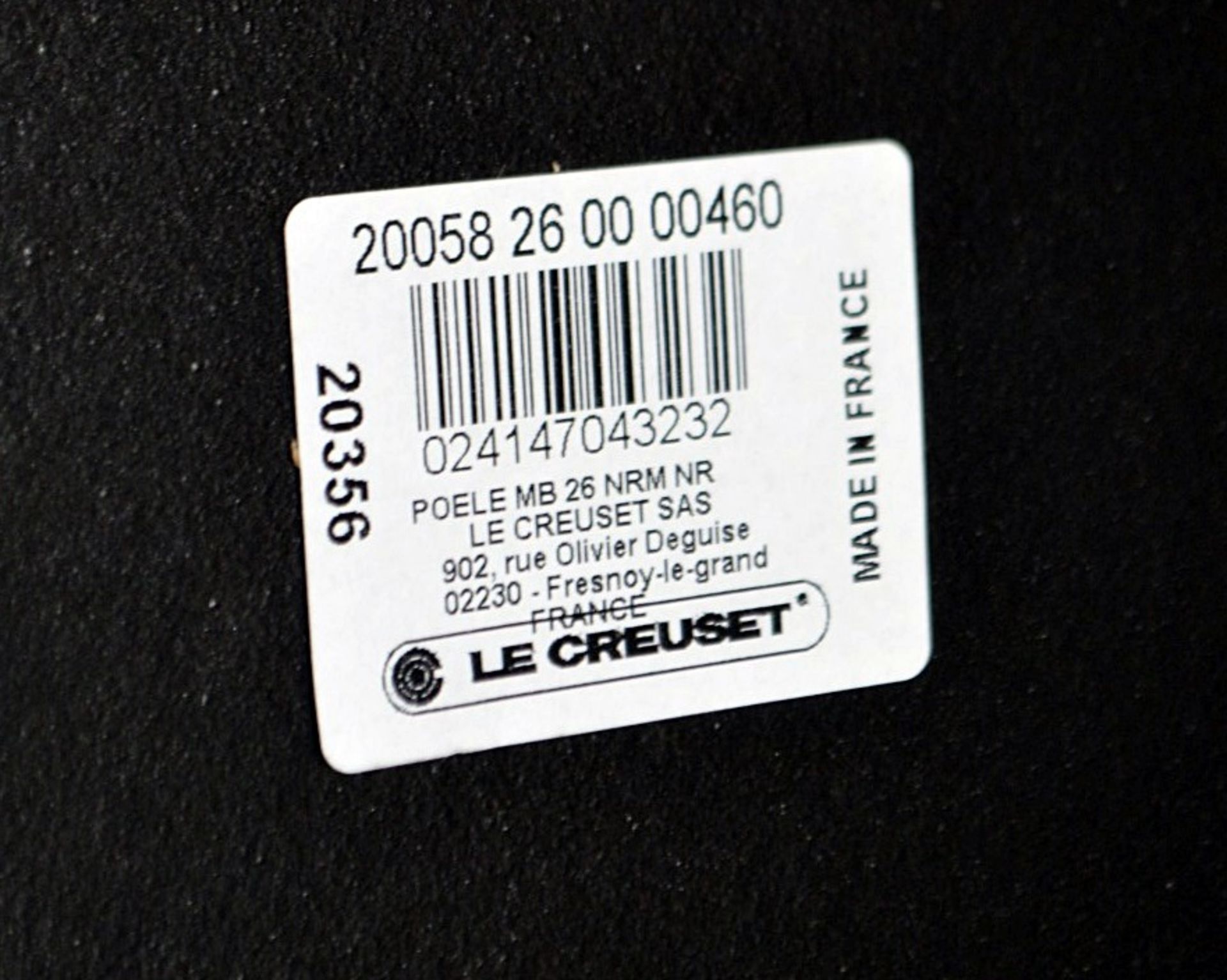 1 x Le Creuset Cast Iron 26cm Frying Pan - Ref: HHW37/JUL21 - CL679 - Location: Altrincham WA14 - Image 5 of 5
